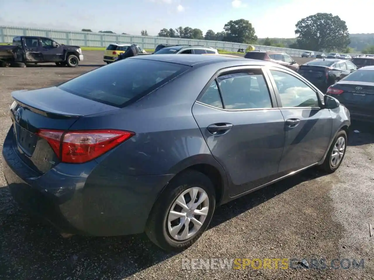 4 Photograph of a damaged car 2T1BPRHE0KC175477 TOYOTA COROLLA 2019