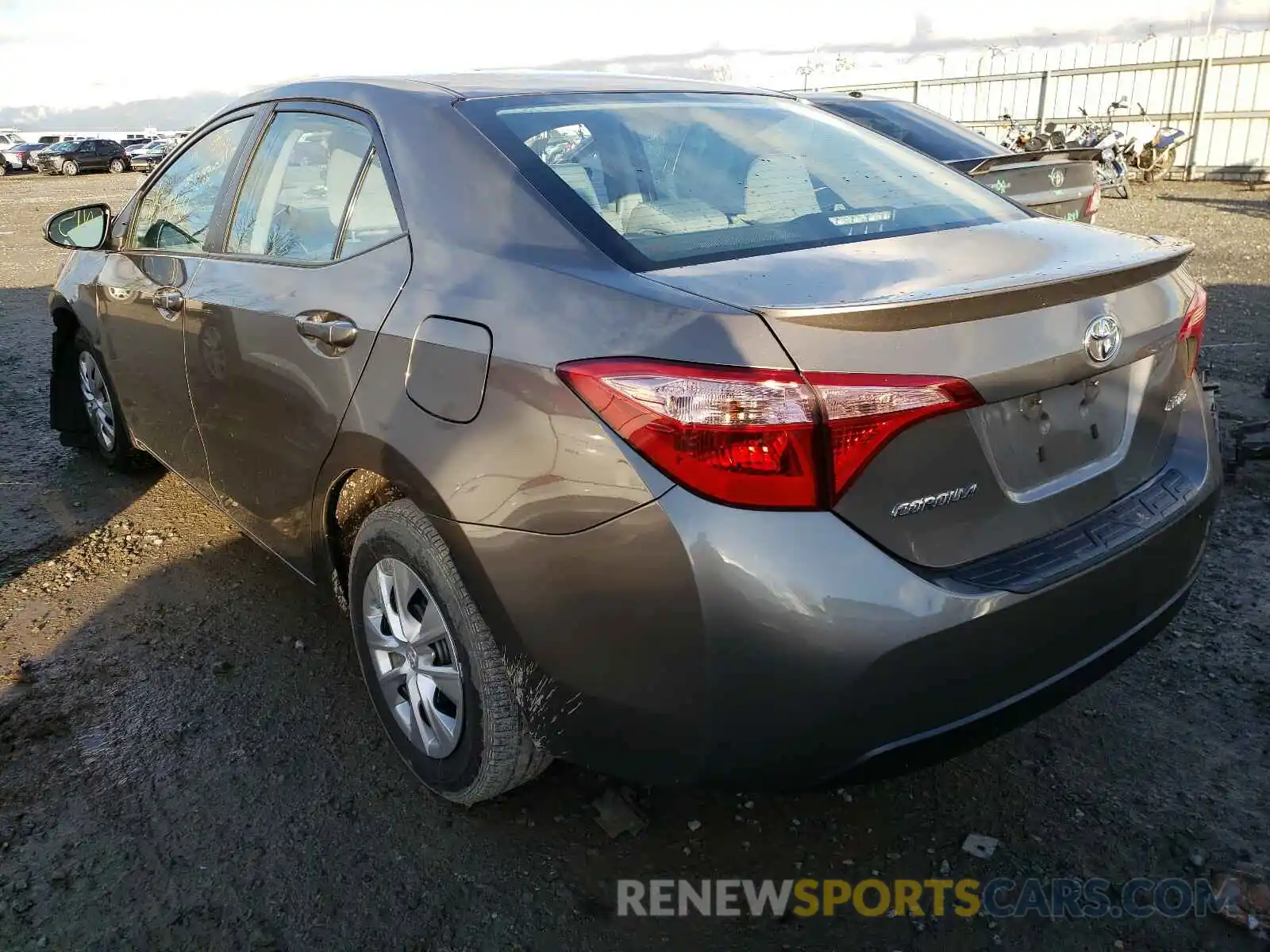 3 Photograph of a damaged car 2T1BPRHE1KC177240 TOYOTA COROLLA 2019