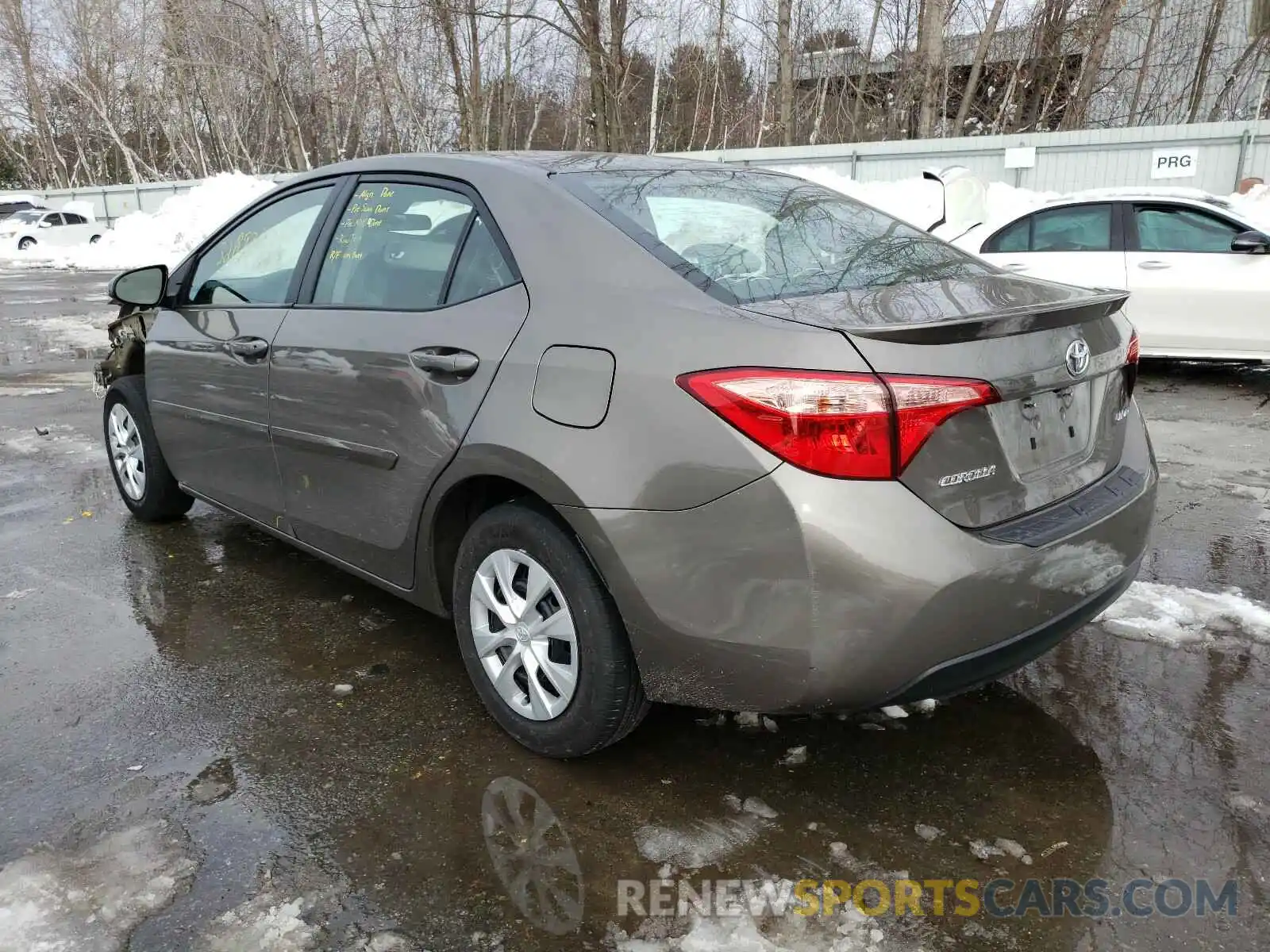 3 Photograph of a damaged car 2T1BPRHE2KC197772 TOYOTA COROLLA 2019