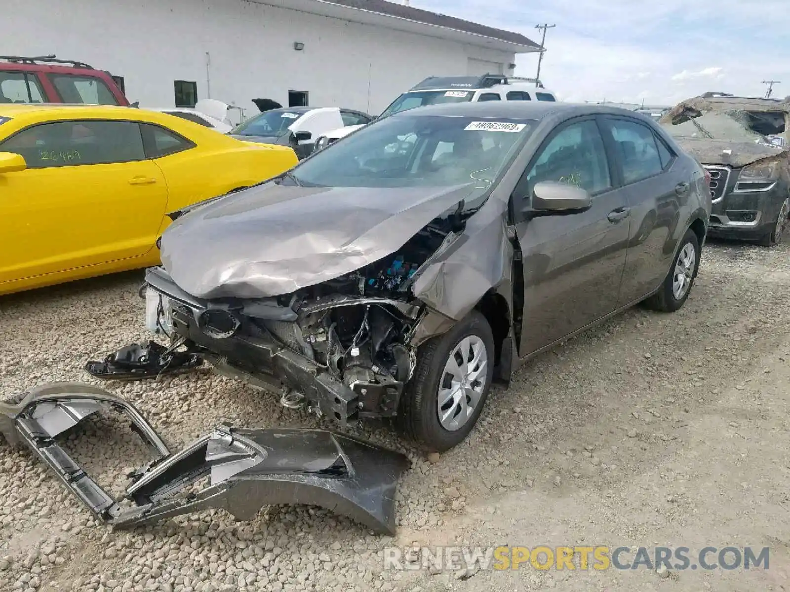 2 Photograph of a damaged car 2T1BPRHE8KC211660 TOYOTA COROLLA 2019