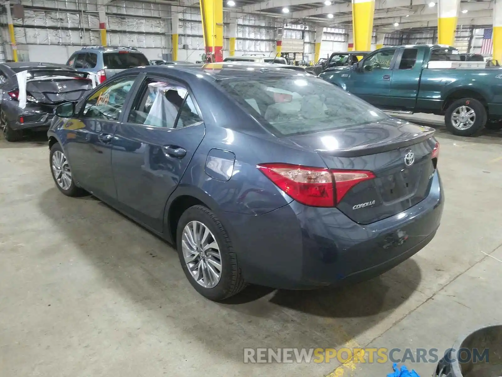 3 Photograph of a damaged car 2T1BPRHE9KC204135 TOYOTA COROLLA 2019