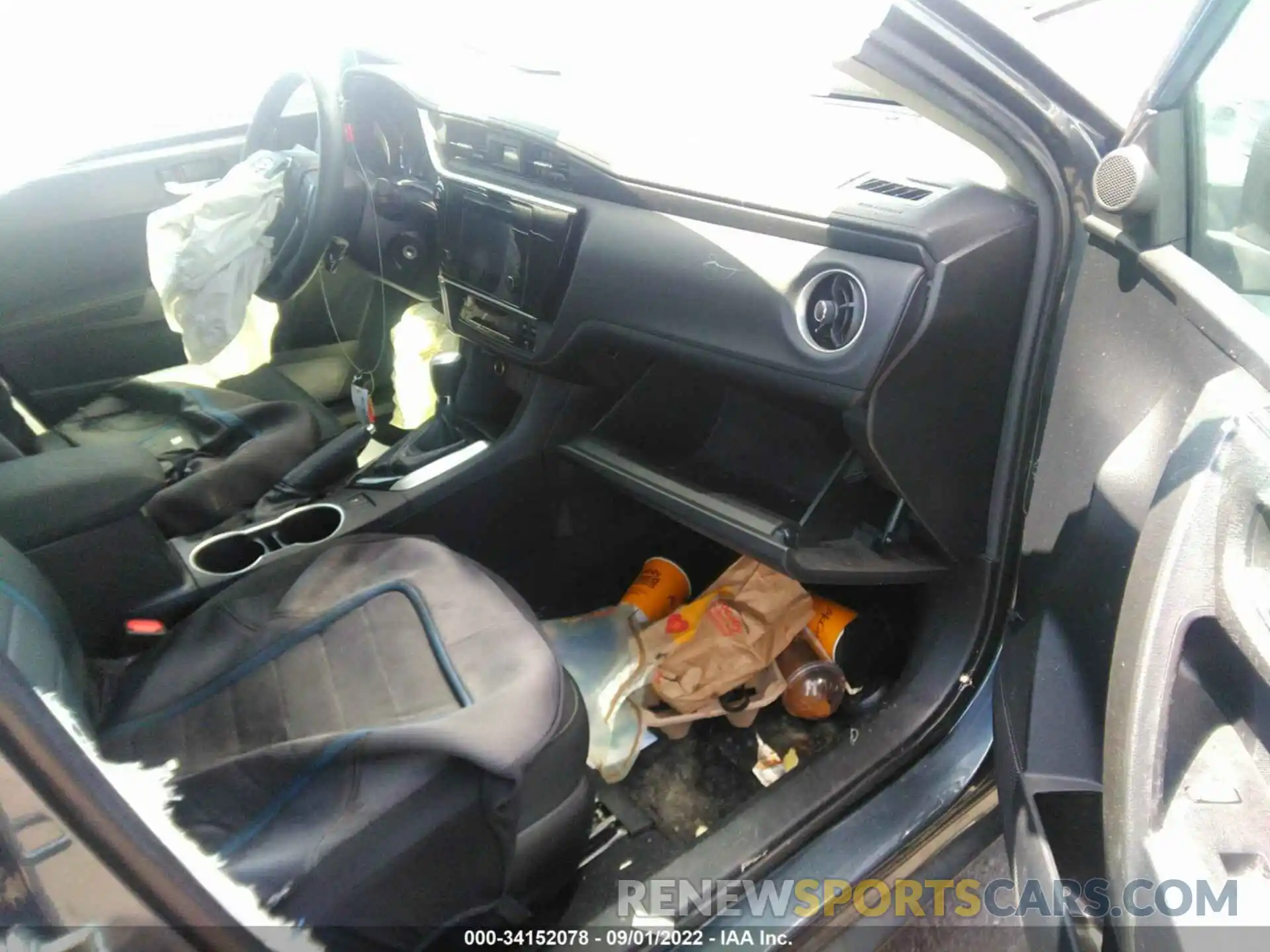 5 Photograph of a damaged car 2T1BURHE0KC125848 TOYOTA COROLLA 2019