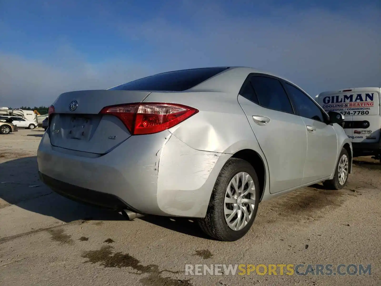 4 Photograph of a damaged car 2T1BURHE0KC127308 TOYOTA COROLLA 2019