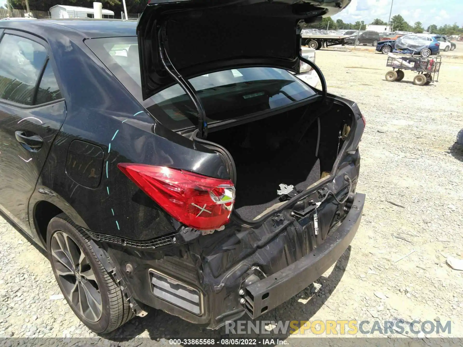 6 Photograph of a damaged car 2T1BURHE0KC127860 TOYOTA COROLLA 2019