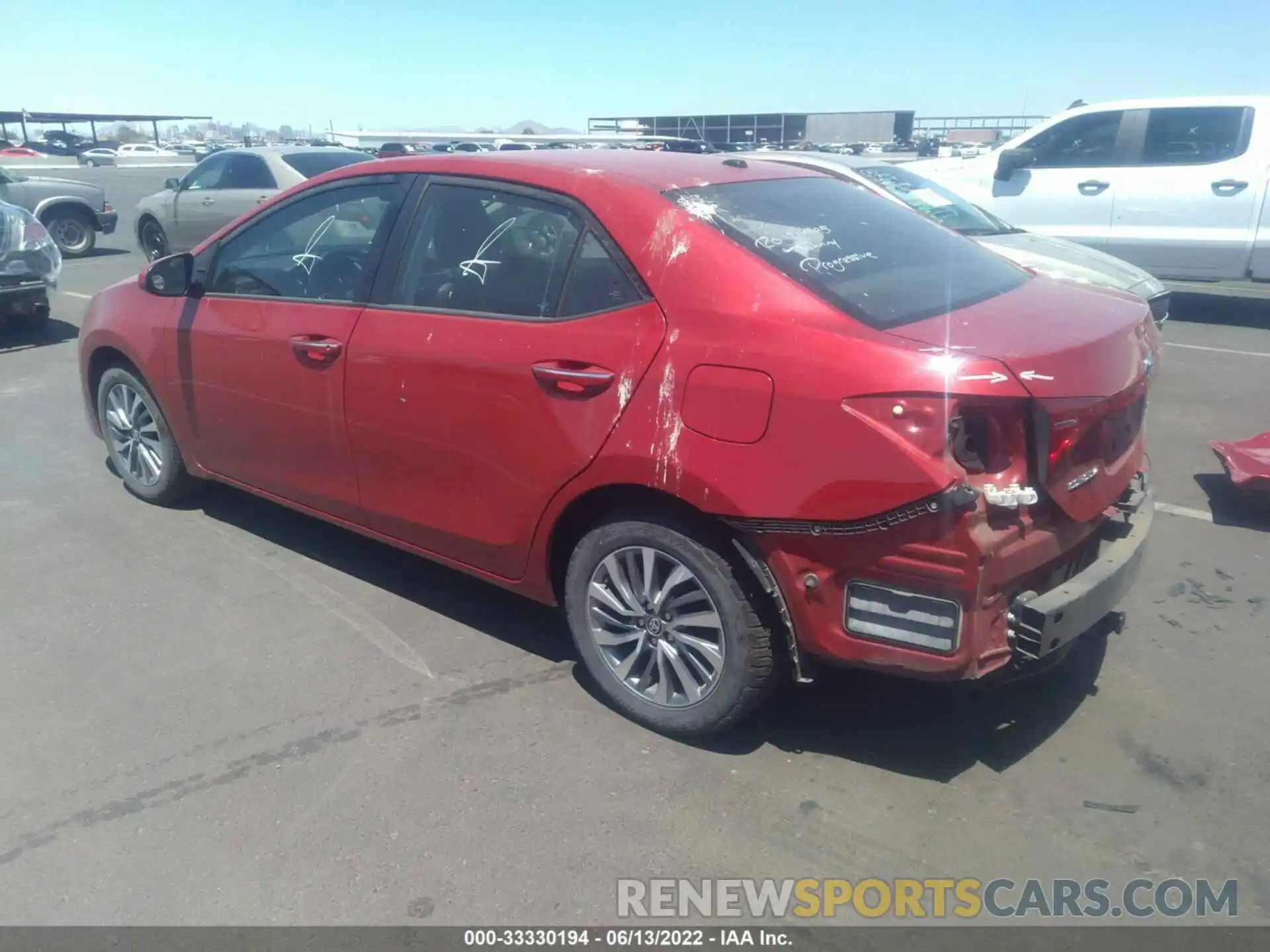 3 Photograph of a damaged car 2T1BURHE0KC128409 TOYOTA COROLLA 2019