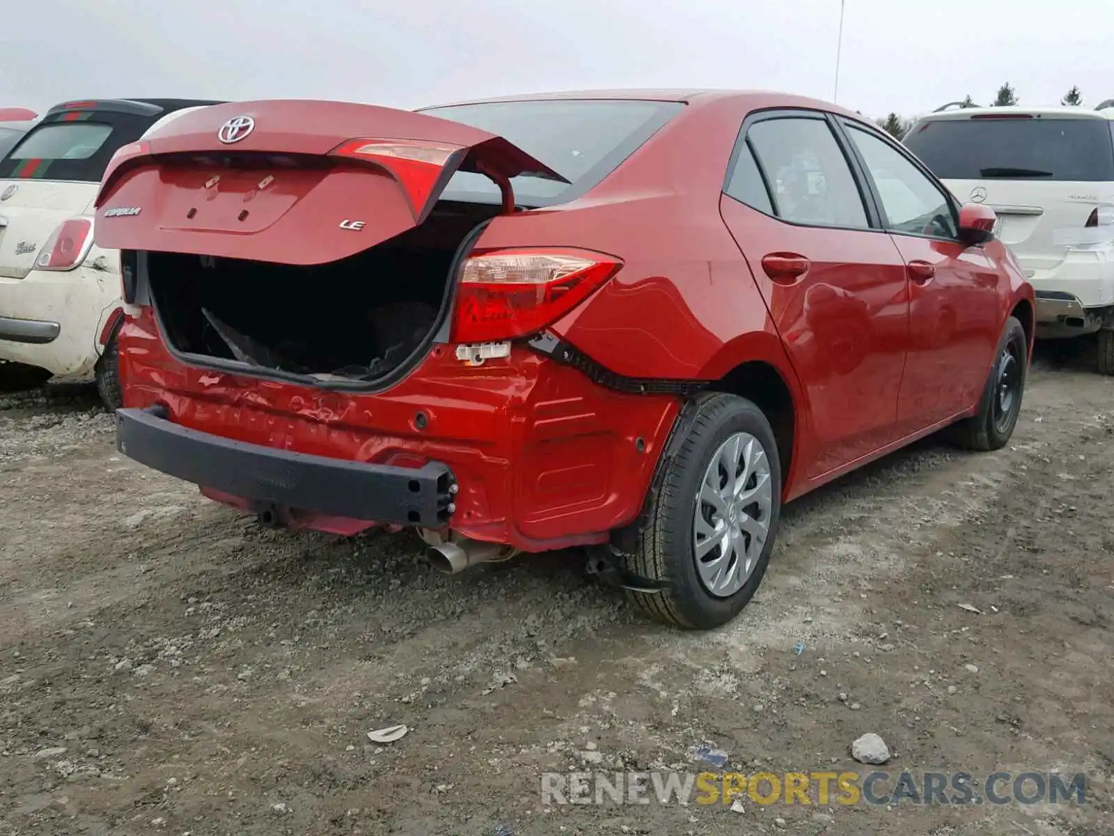 4 Фотография поврежденного автомобиля 2T1BURHE0KC128944 TOYOTA COROLLA 2019