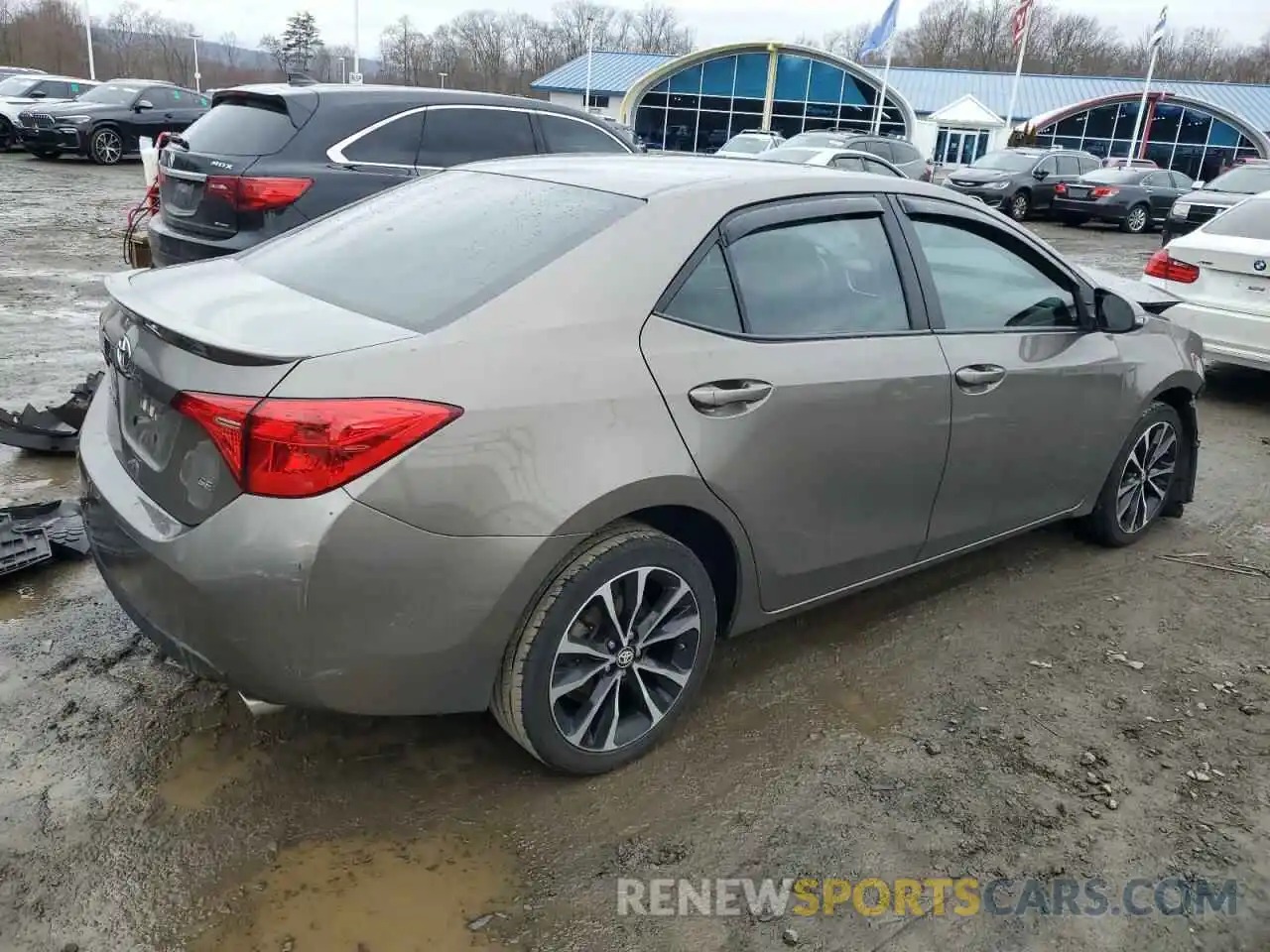 3 Photograph of a damaged car 2T1BURHE0KC128992 TOYOTA COROLLA 2019