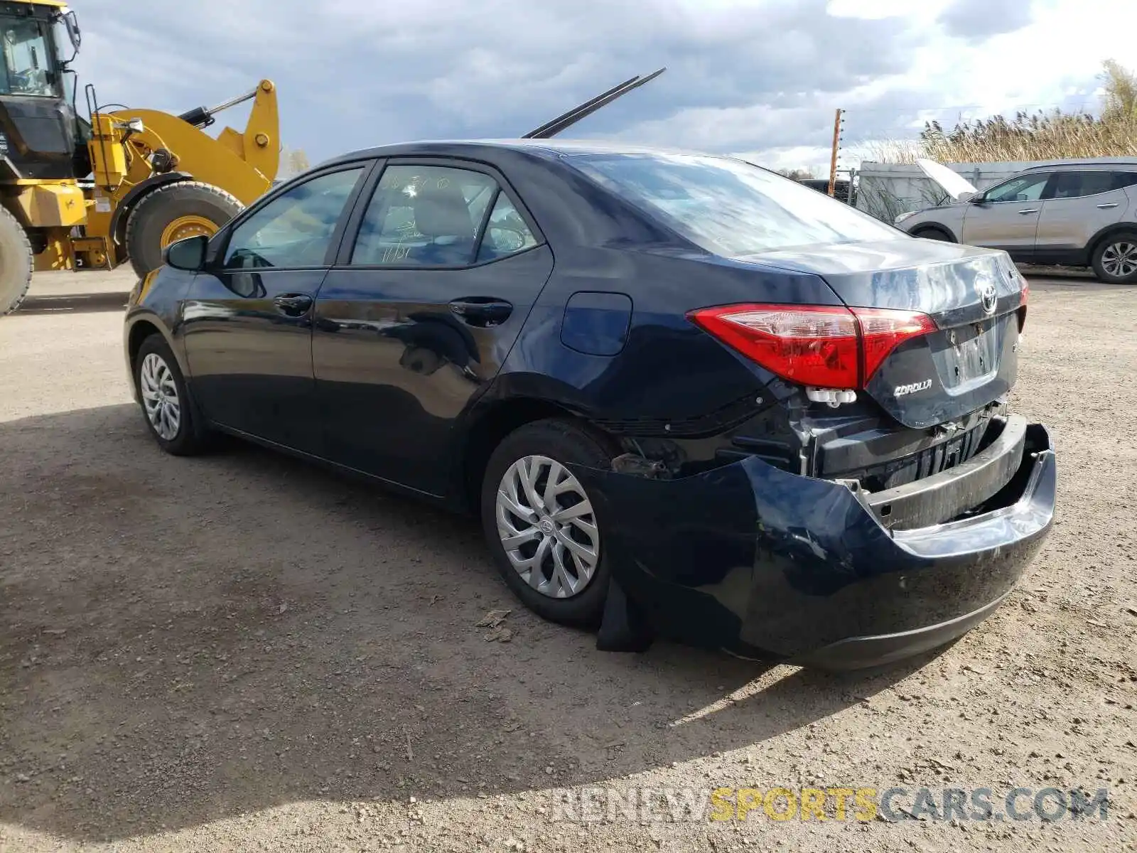 3 Photograph of a damaged car 2T1BURHE0KC129804 TOYOTA COROLLA 2019