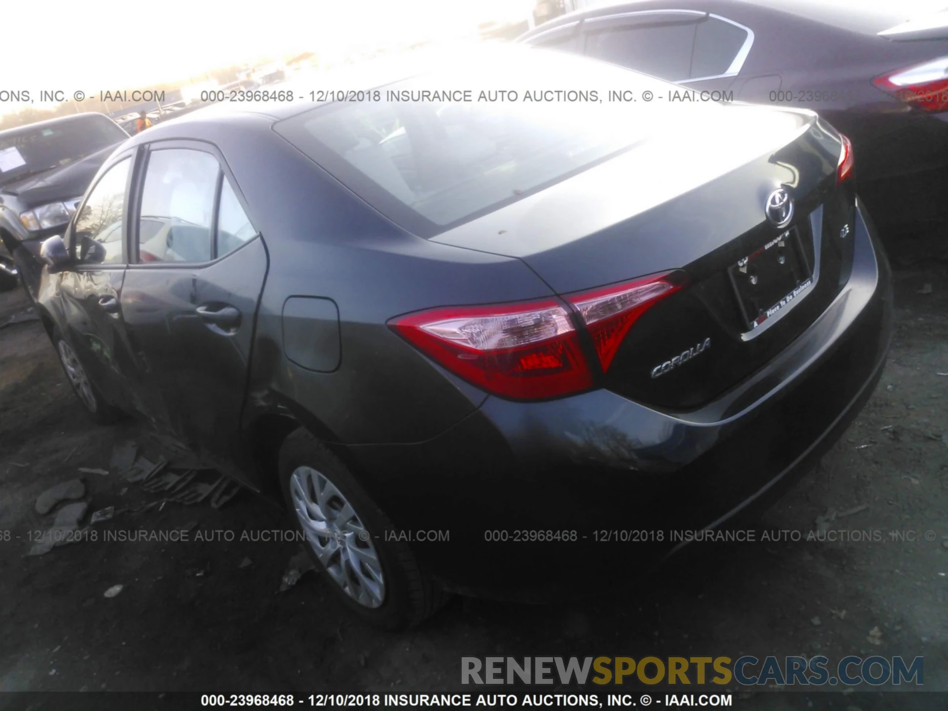 3 Photograph of a damaged car 2T1BURHE0KC130032 TOYOTA COROLLA 2019