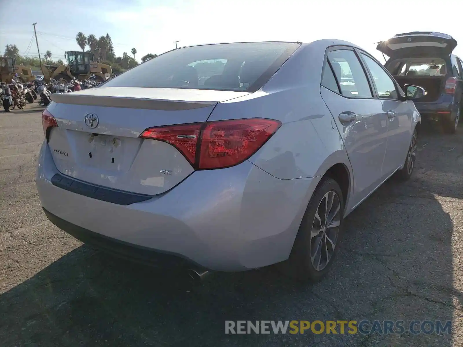 4 Photograph of a damaged car 2T1BURHE0KC130256 TOYOTA COROLLA 2019