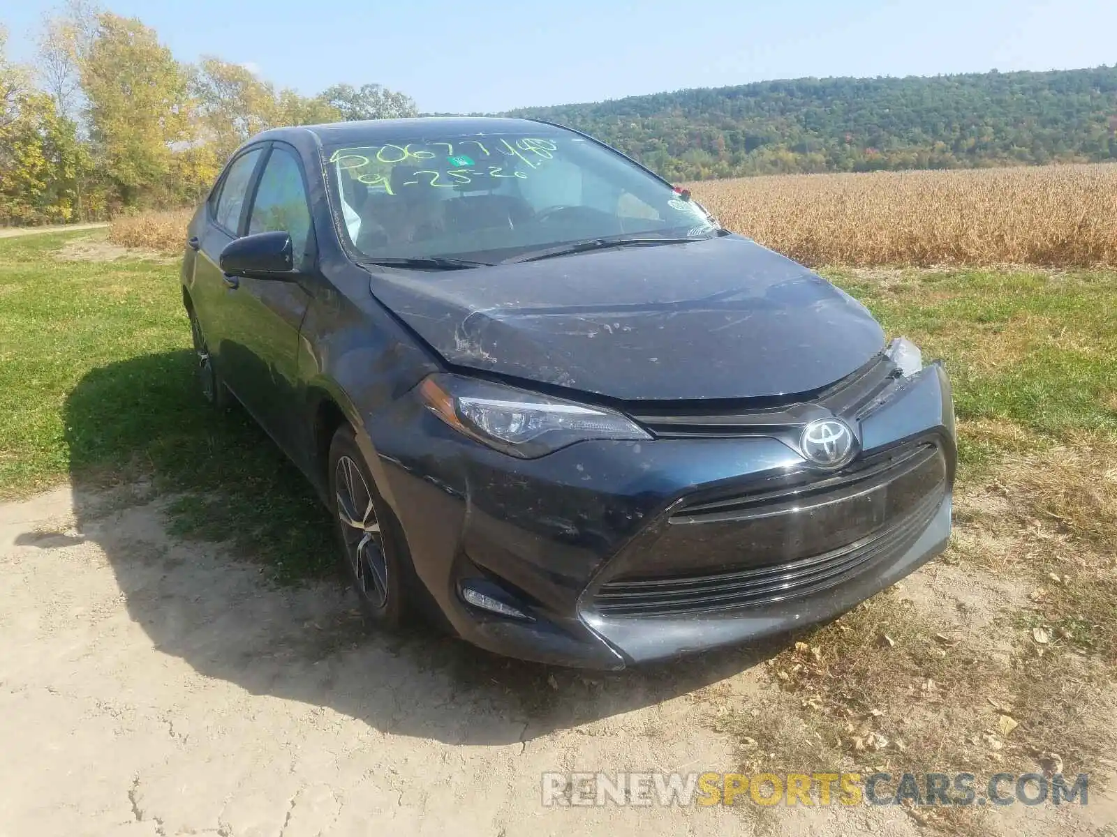 1 Photograph of a damaged car 2T1BURHE0KC131679 TOYOTA COROLLA 2019