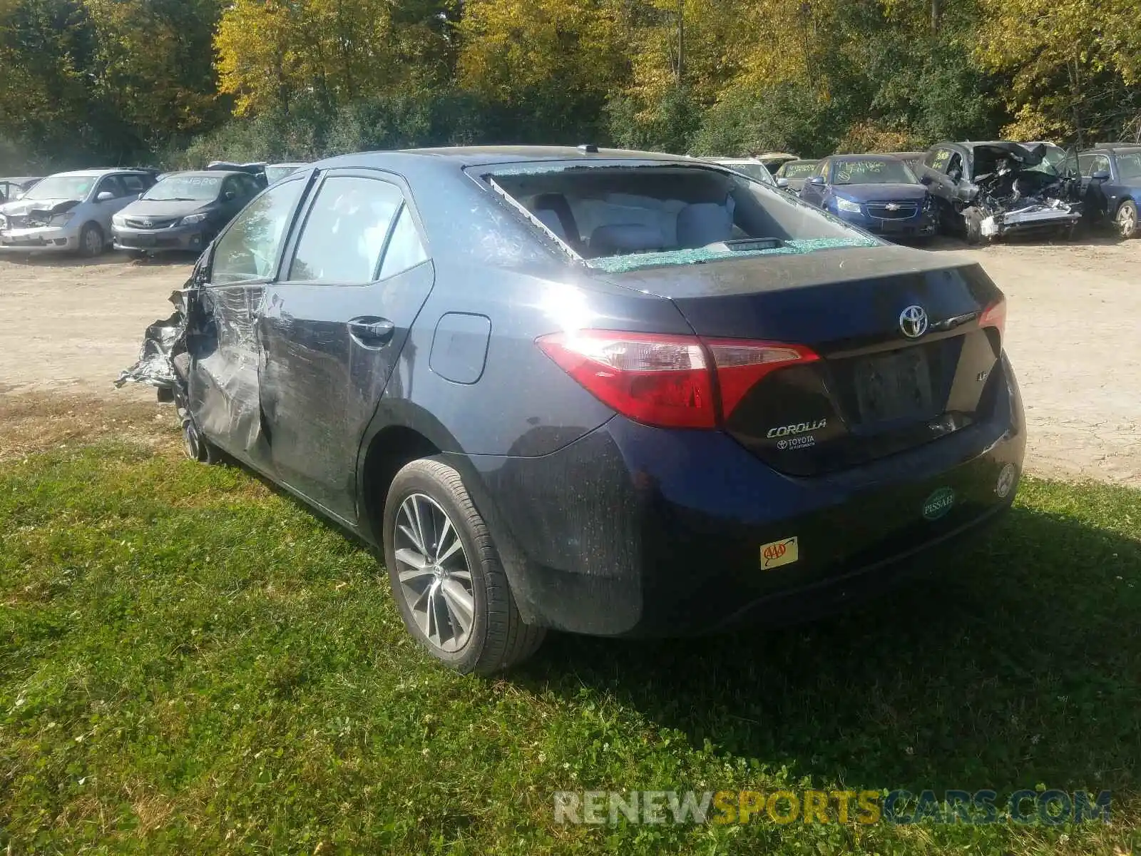 3 Photograph of a damaged car 2T1BURHE0KC131679 TOYOTA COROLLA 2019