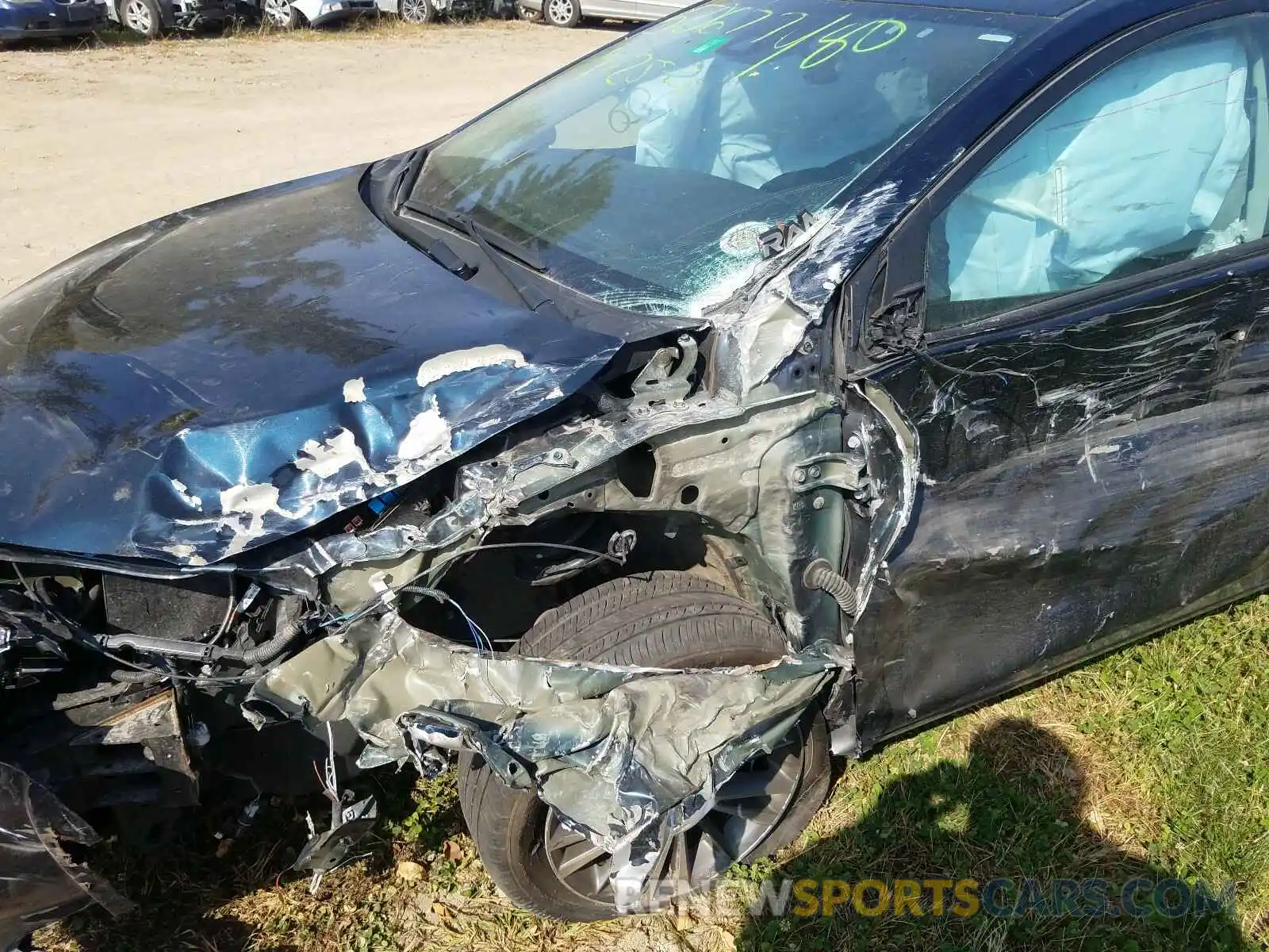 9 Photograph of a damaged car 2T1BURHE0KC131679 TOYOTA COROLLA 2019