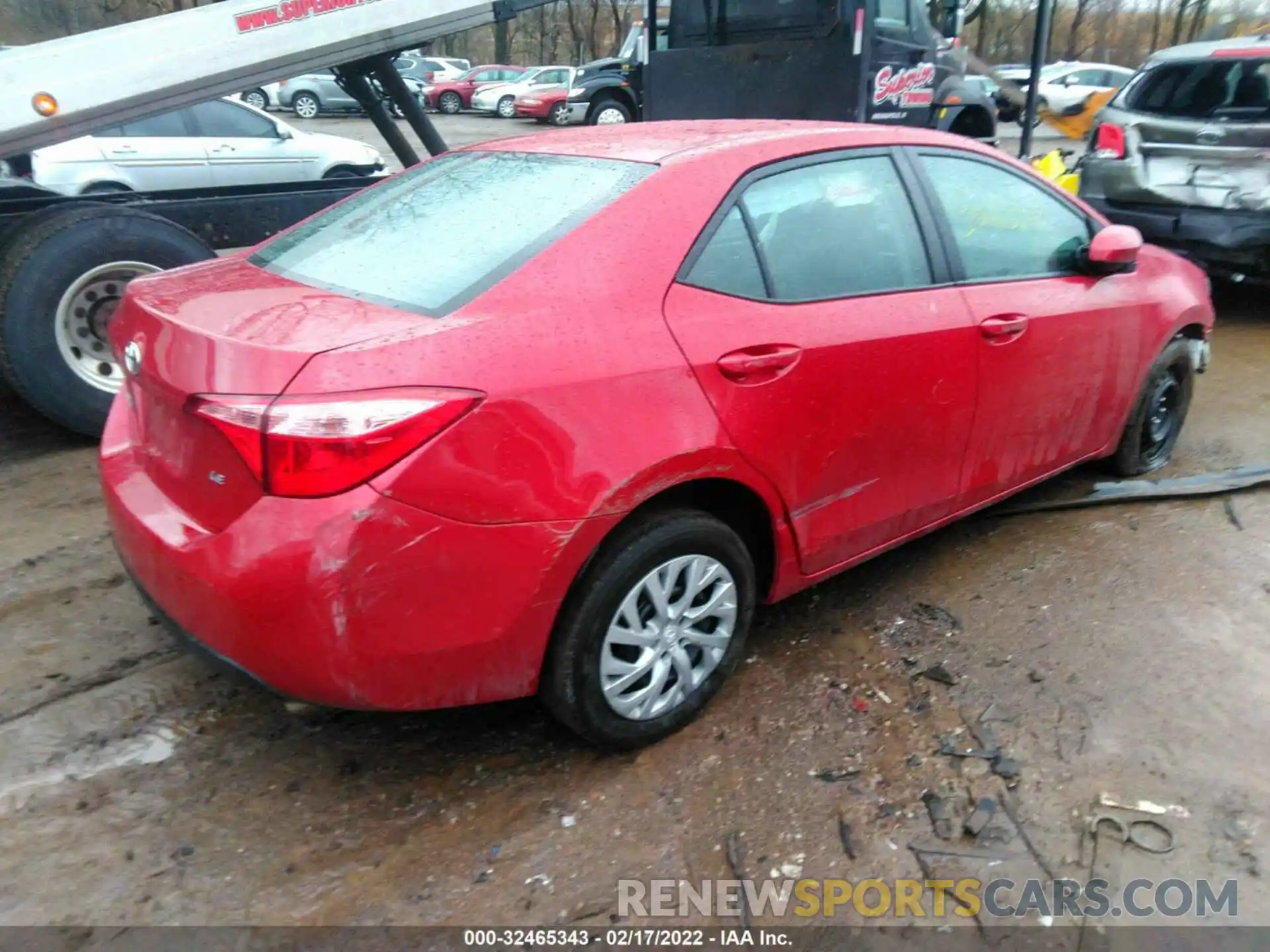 4 Photograph of a damaged car 2T1BURHE0KC133187 TOYOTA COROLLA 2019