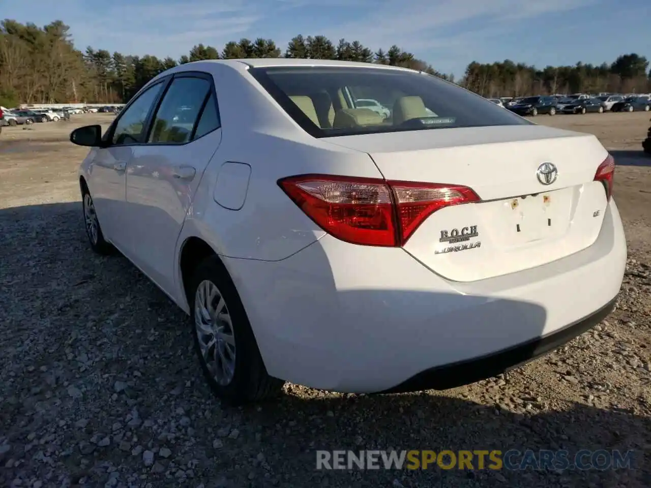 3 Photograph of a damaged car 2T1BURHE0KC133691 TOYOTA COROLLA 2019