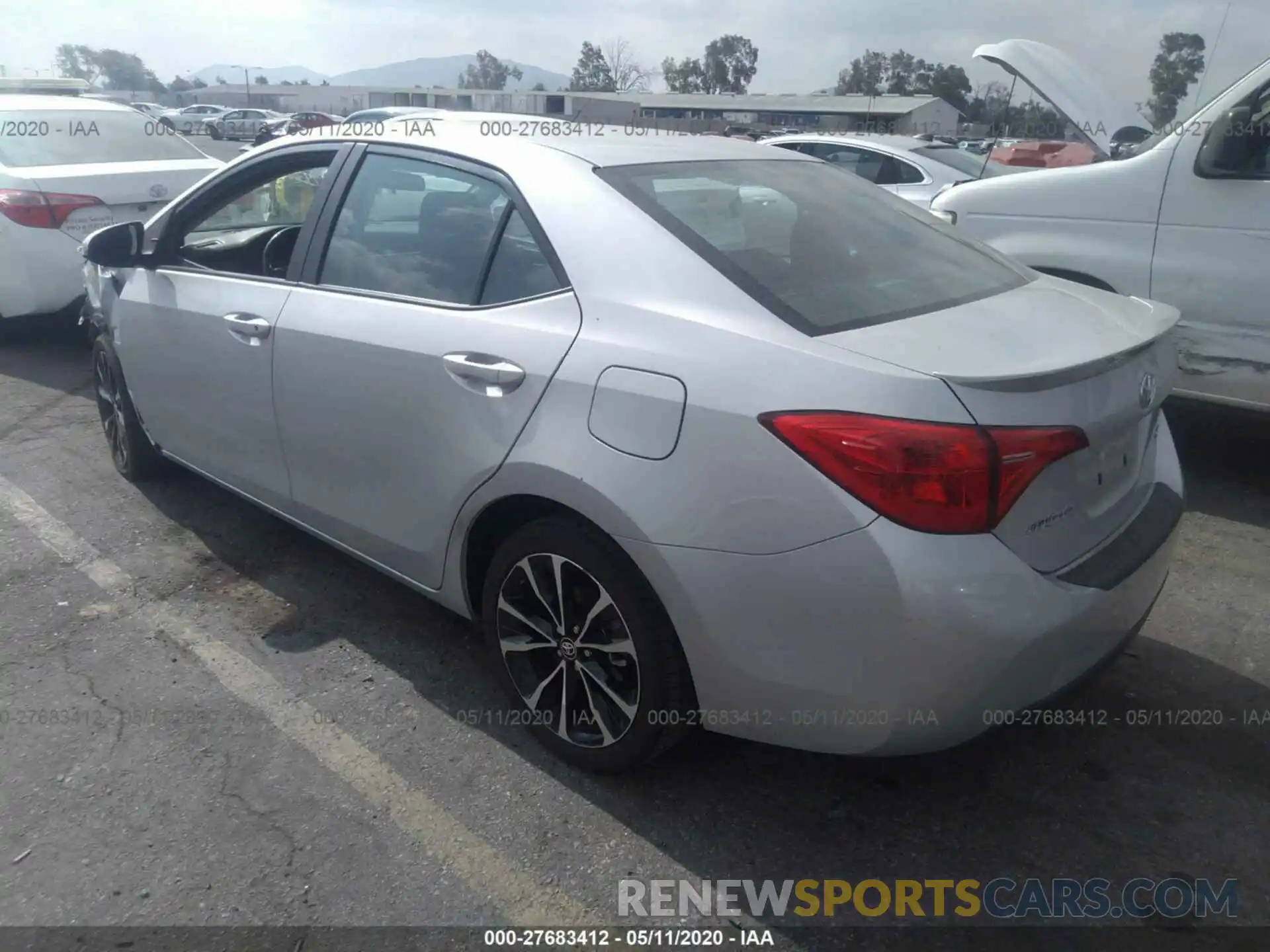 3 Photograph of a damaged car 2T1BURHE0KC133979 TOYOTA COROLLA 2019