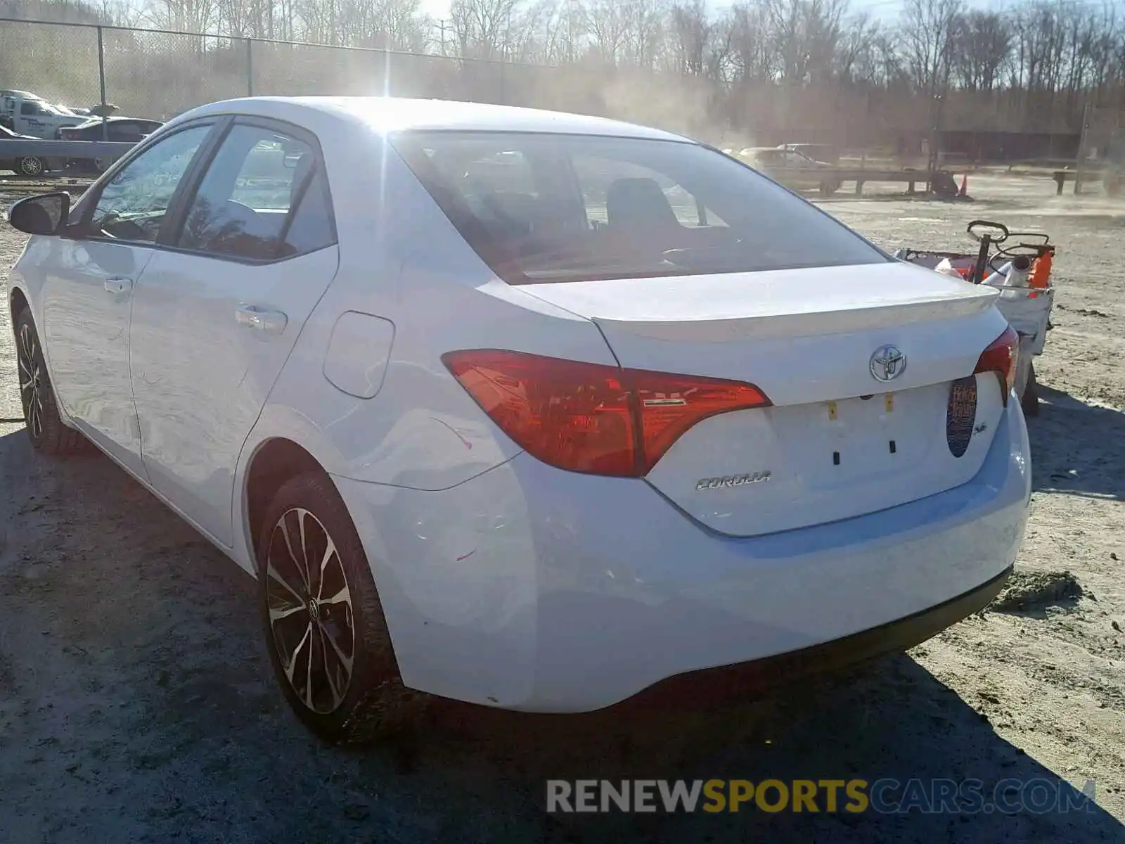 3 Photograph of a damaged car 2T1BURHE0KC135067 TOYOTA COROLLA 2019