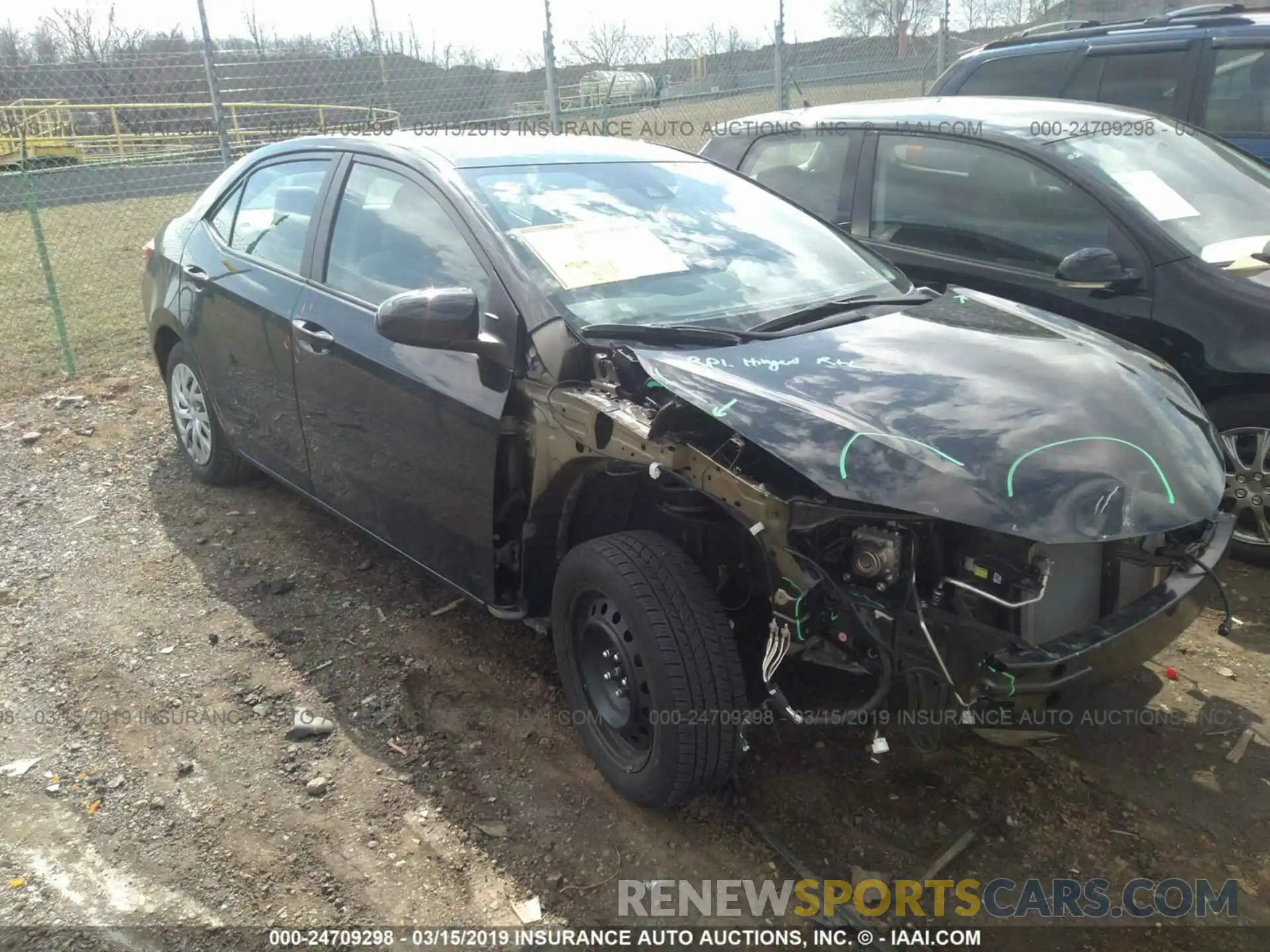 1 Photograph of a damaged car 2T1BURHE0KC135117 TOYOTA COROLLA 2019