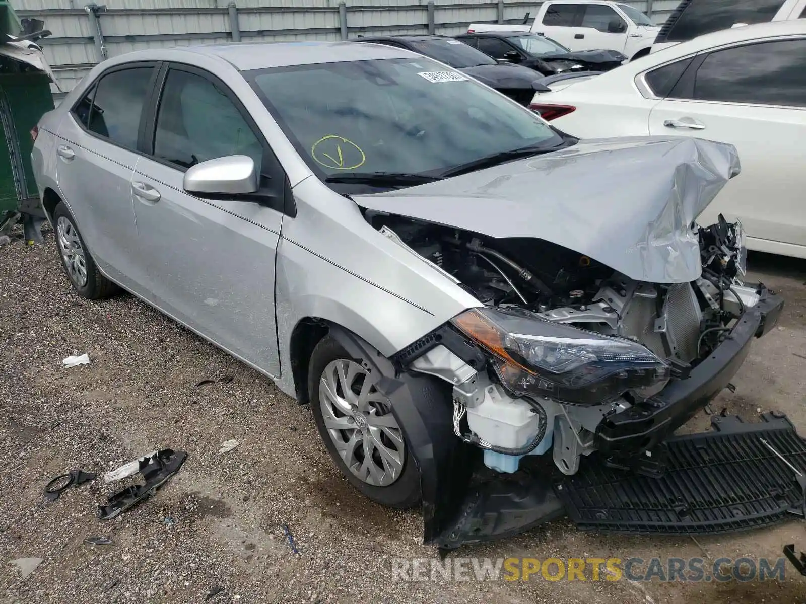 1 Photograph of a damaged car 2T1BURHE0KC135280 TOYOTA COROLLA 2019