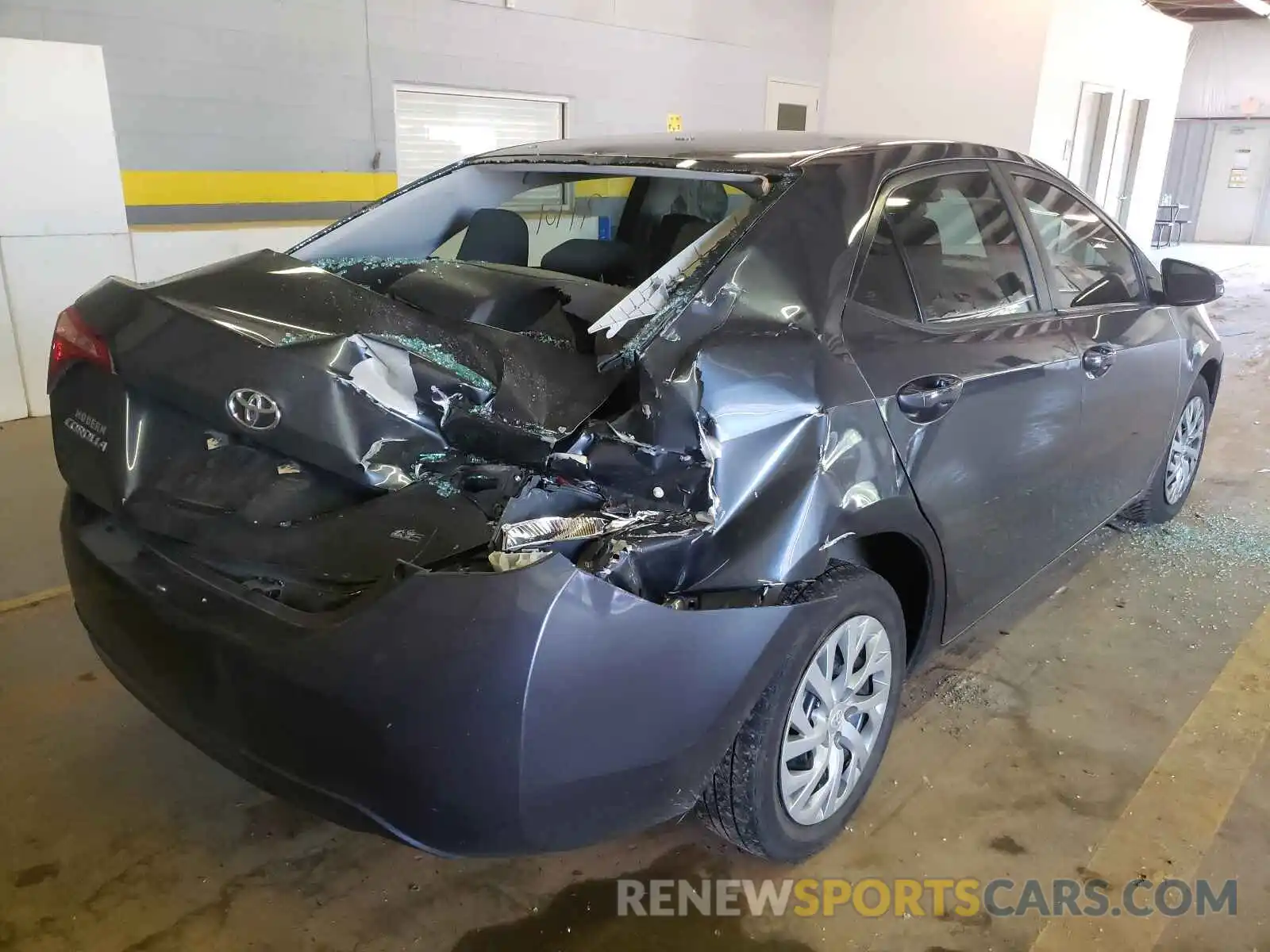 9 Photograph of a damaged car 2T1BURHE0KC135537 TOYOTA COROLLA 2019