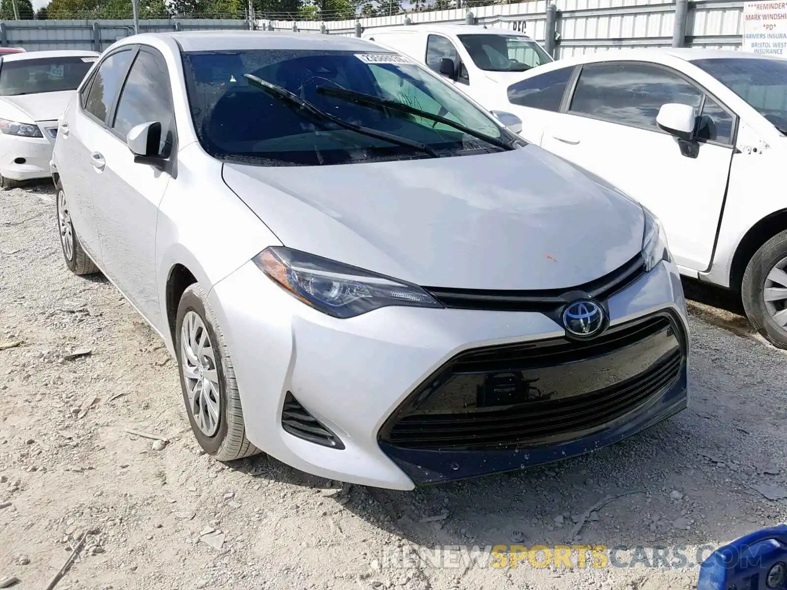 1 Photograph of a damaged car 2T1BURHE0KC136140 TOYOTA COROLLA 2019