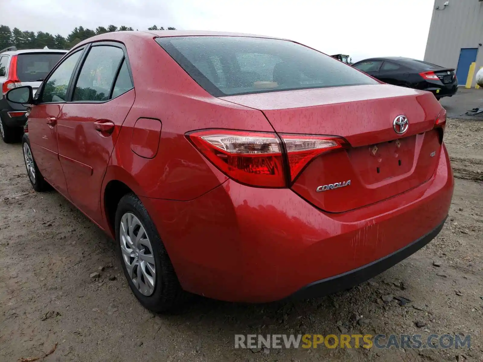 3 Photograph of a damaged car 2T1BURHE0KC136266 TOYOTA COROLLA 2019