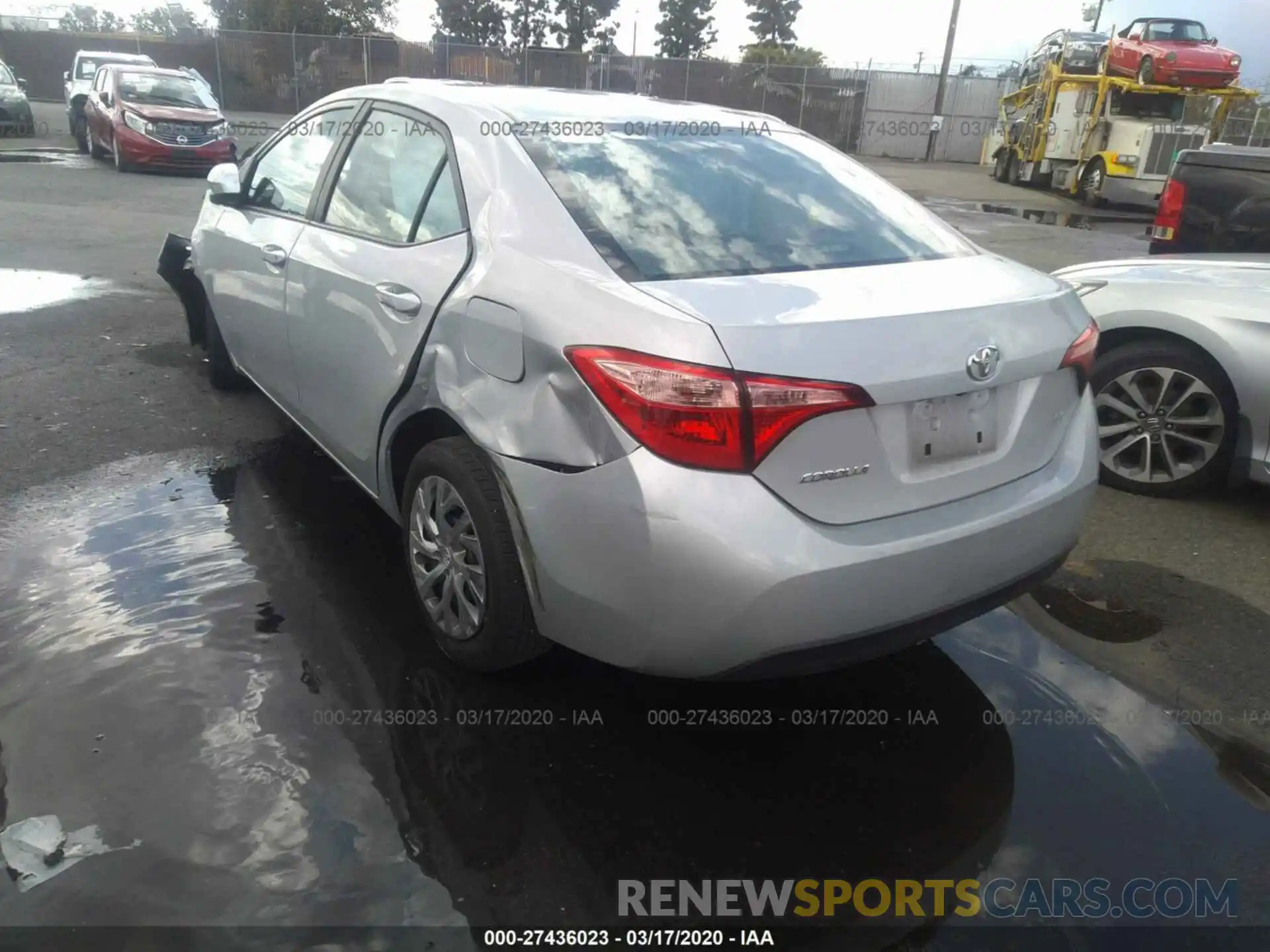 3 Photograph of a damaged car 2T1BURHE0KC138258 TOYOTA COROLLA 2019