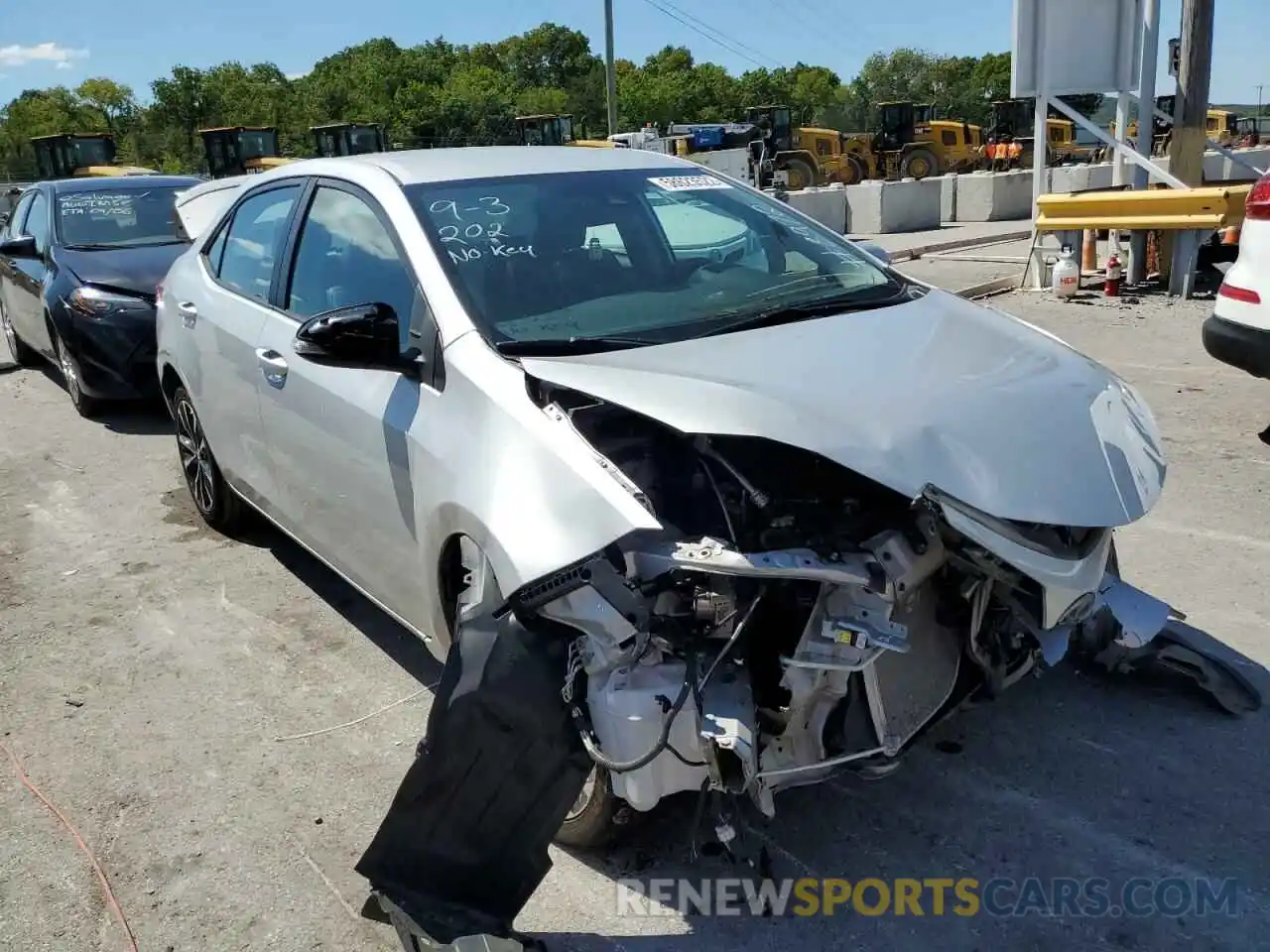 1 Photograph of a damaged car 2T1BURHE0KC138972 TOYOTA COROLLA 2019