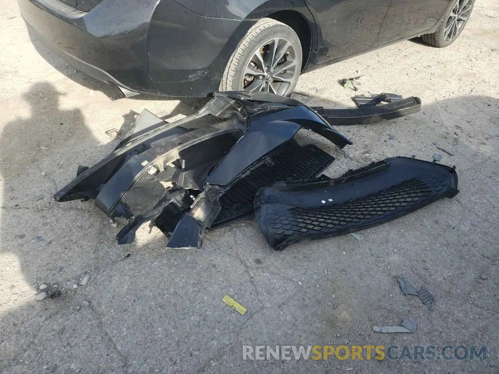 9 Photograph of a damaged car 2T1BURHE0KC139538 TOYOTA COROLLA 2019