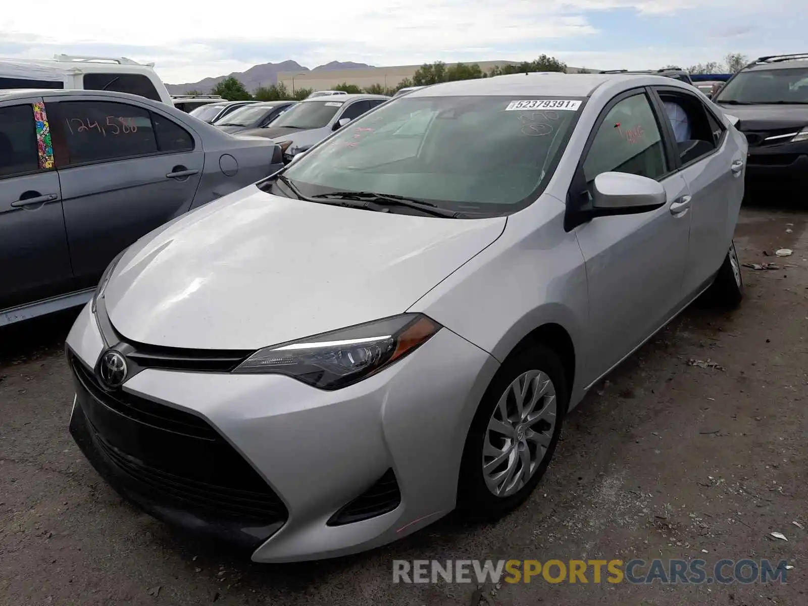 2 Photograph of a damaged car 2T1BURHE0KC139717 TOYOTA COROLLA 2019