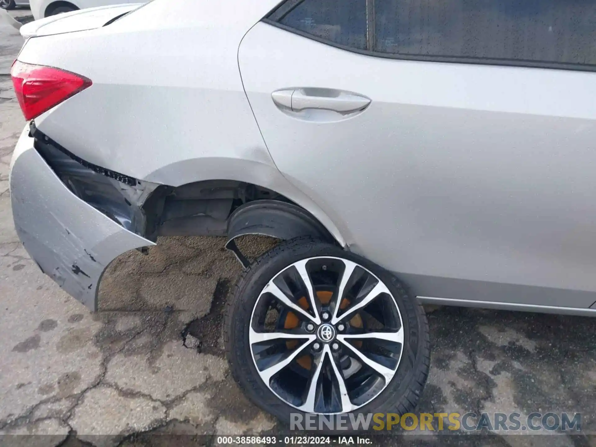 6 Photograph of a damaged car 2T1BURHE0KC140429 TOYOTA COROLLA 2019