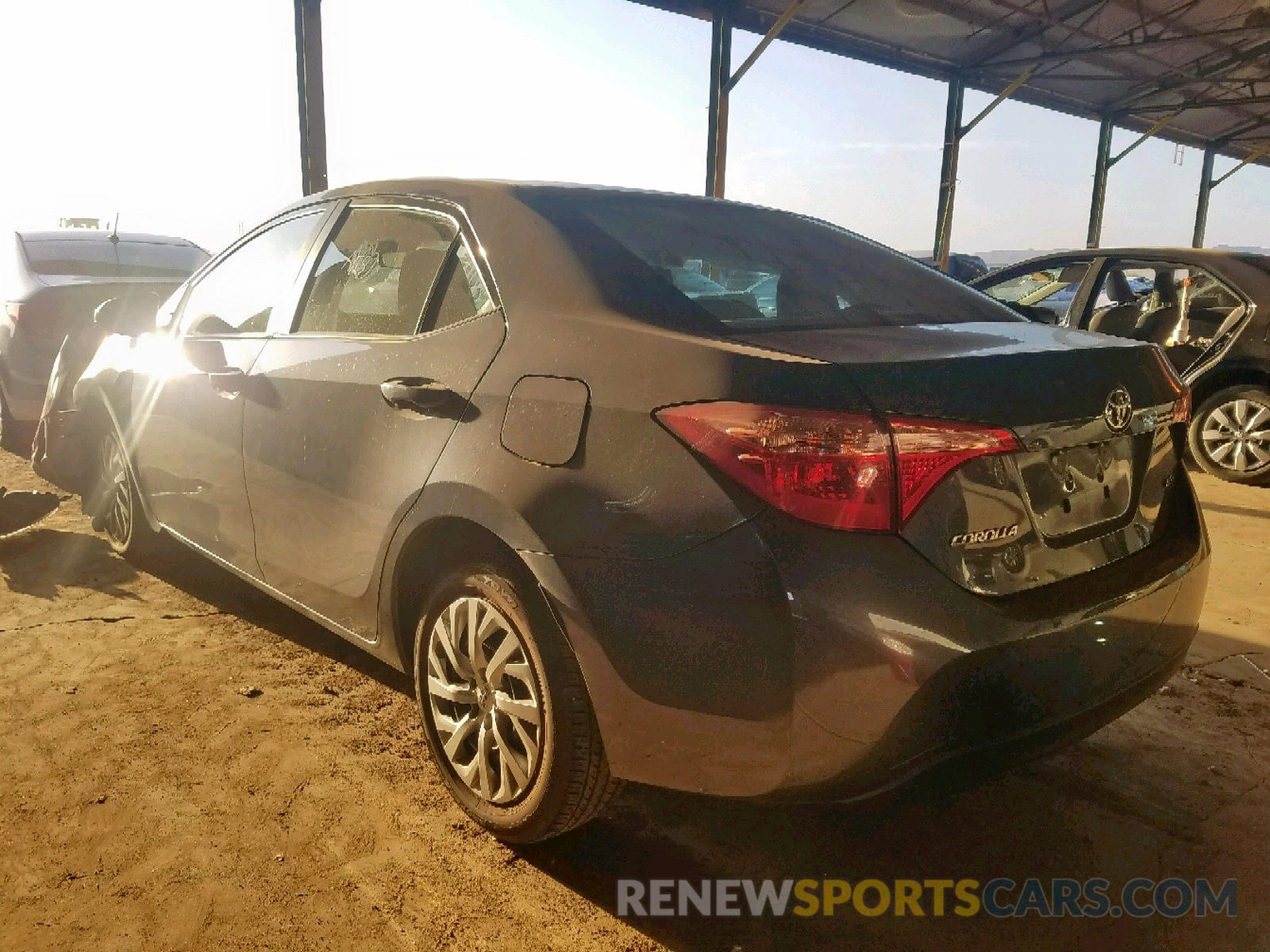 3 Photograph of a damaged car 2T1BURHE0KC143377 TOYOTA COROLLA 2019