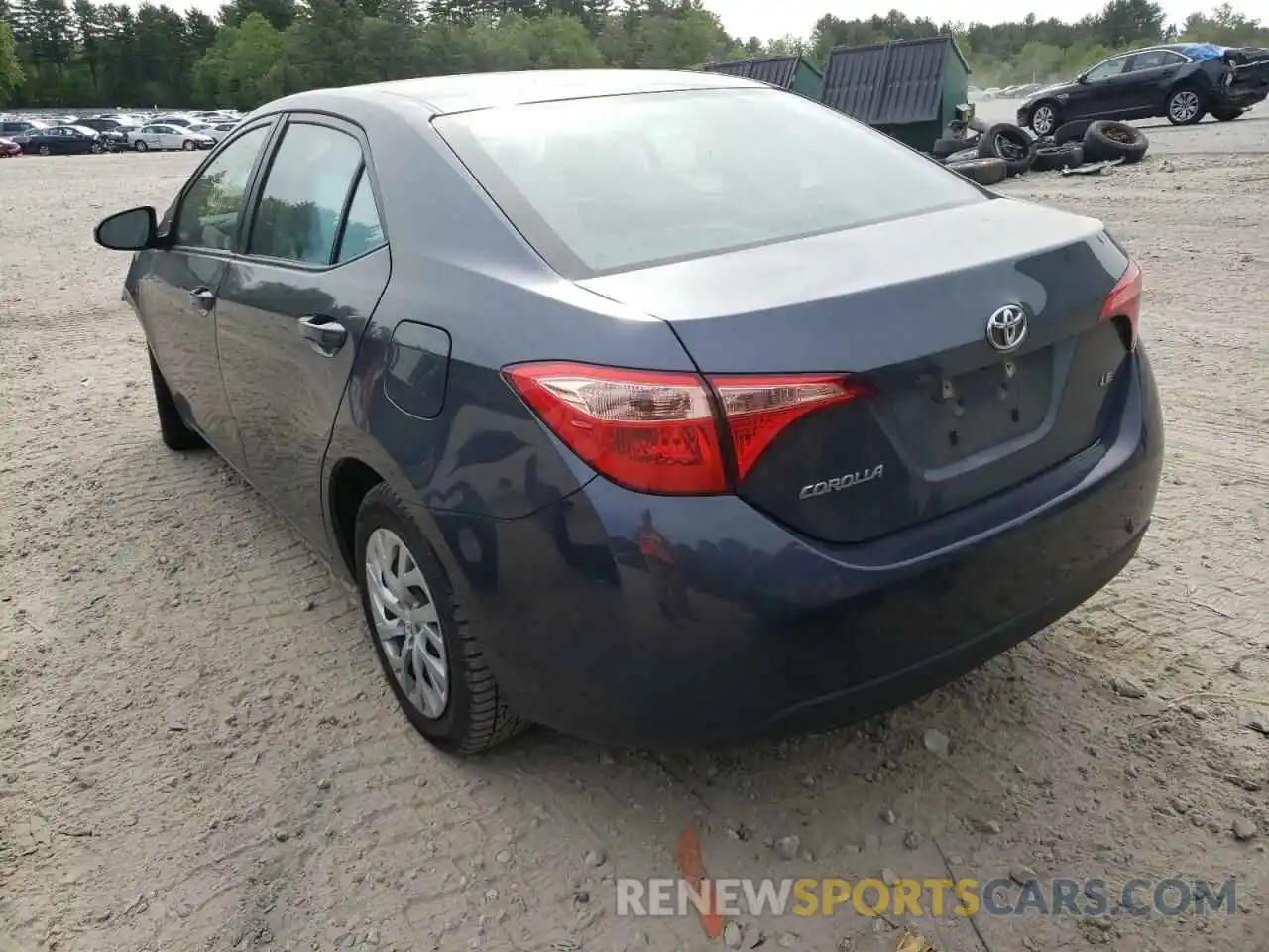 3 Photograph of a damaged car 2T1BURHE0KC143749 TOYOTA COROLLA 2019