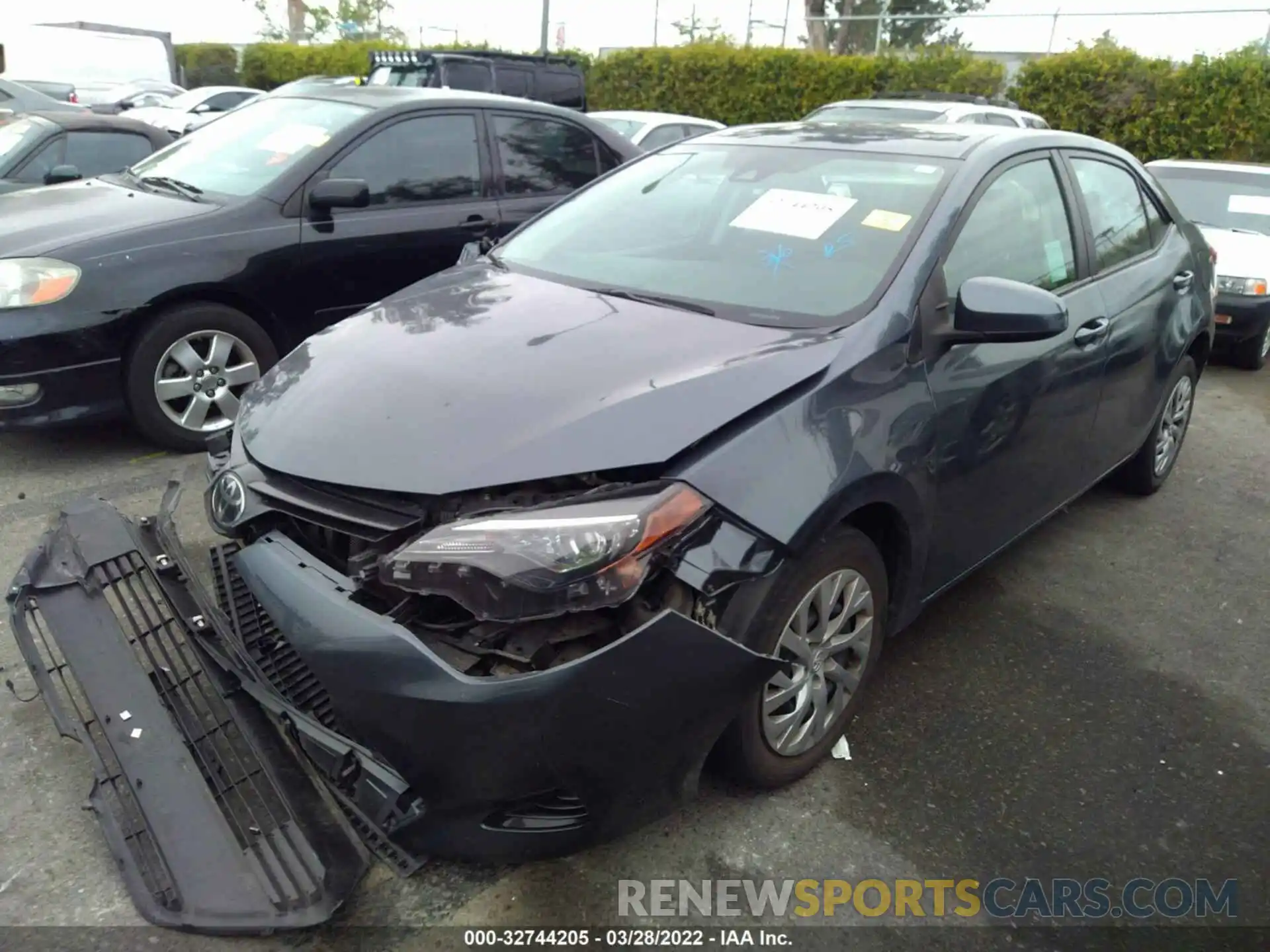 2 Photograph of a damaged car 2T1BURHE0KC144254 TOYOTA COROLLA 2019