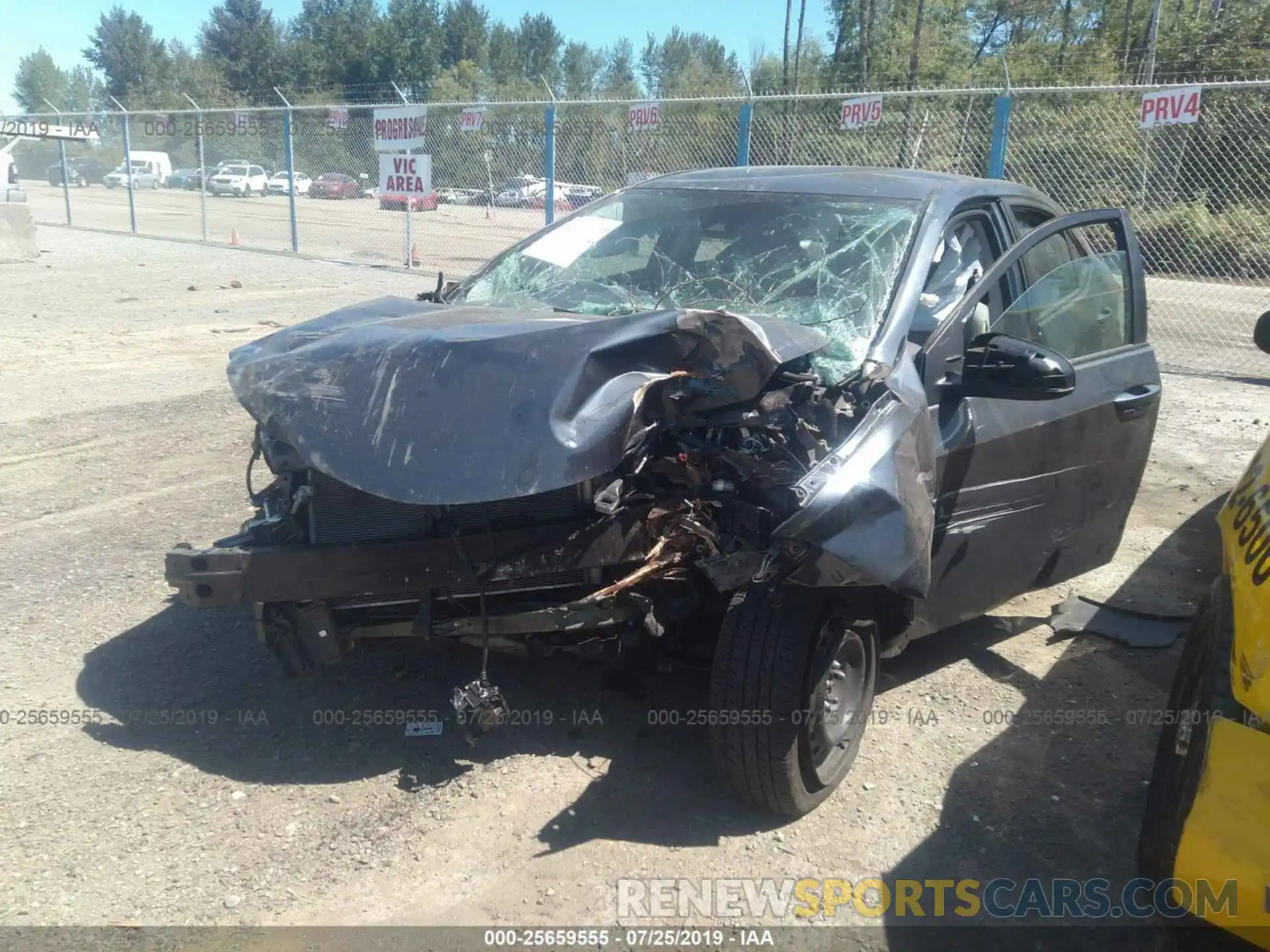 2 Photograph of a damaged car 2T1BURHE0KC144934 TOYOTA COROLLA 2019