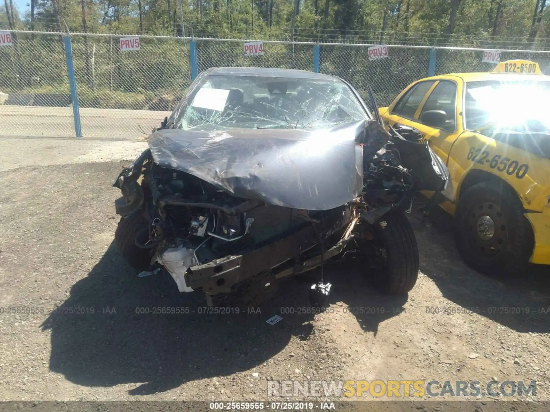 6 Photograph of a damaged car 2T1BURHE0KC144934 TOYOTA COROLLA 2019