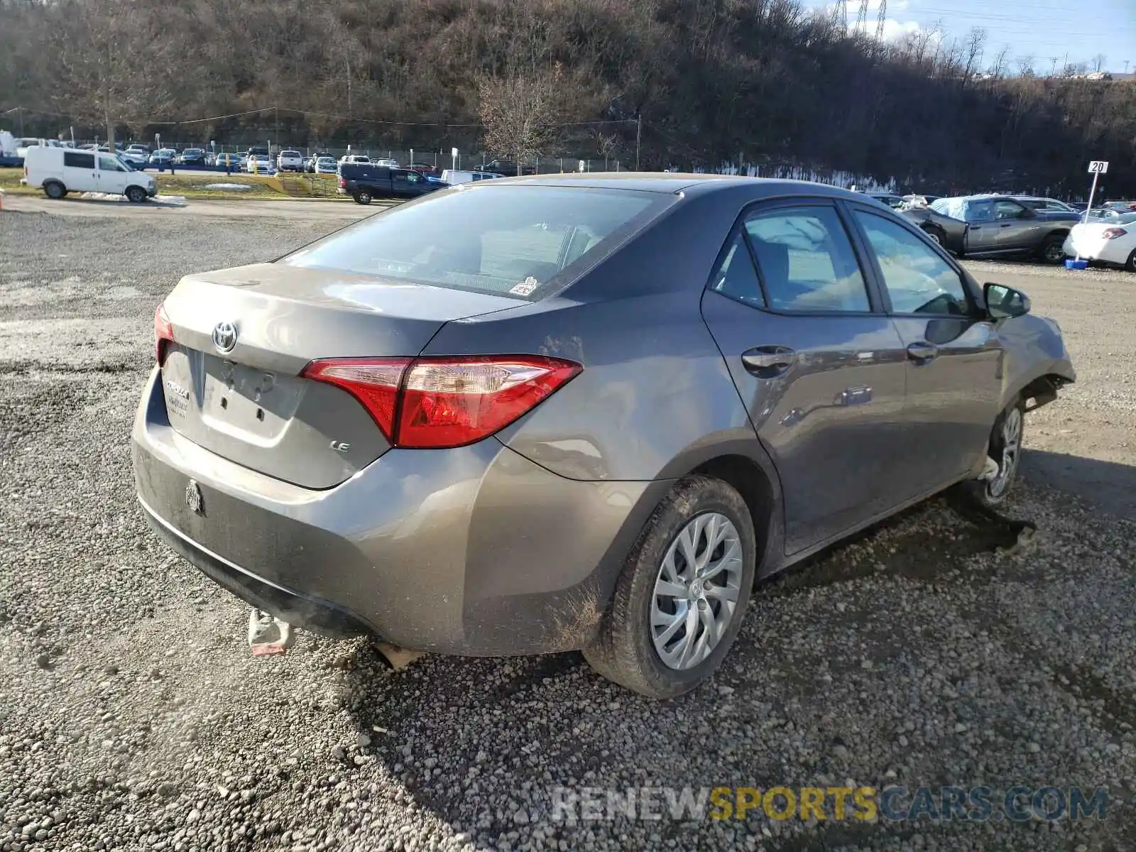 4 Photograph of a damaged car 2T1BURHE0KC146523 TOYOTA COROLLA 2019