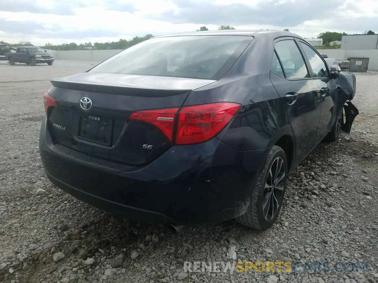 4 Photograph of a damaged car 2T1BURHE0KC146716 TOYOTA COROLLA 2019