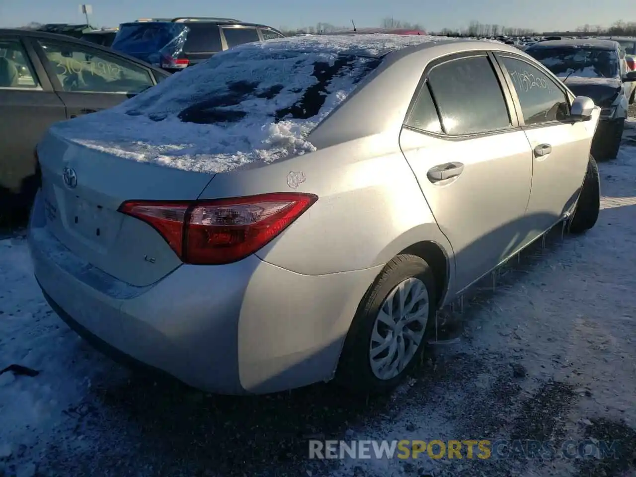 4 Photograph of a damaged car 2T1BURHE0KC147087 TOYOTA COROLLA 2019