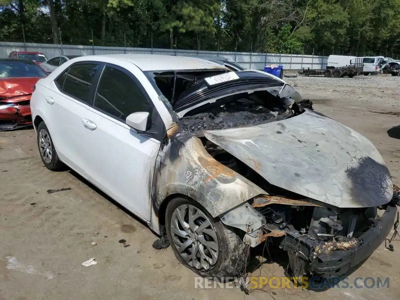 1 Photograph of a damaged car 2T1BURHE0KC147753 TOYOTA COROLLA 2019