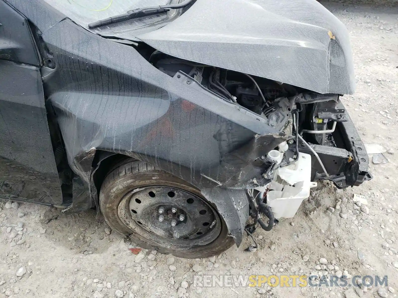 9 Фотография поврежденного автомобиля 2T1BURHE0KC149440 TOYOTA COROLLA 2019