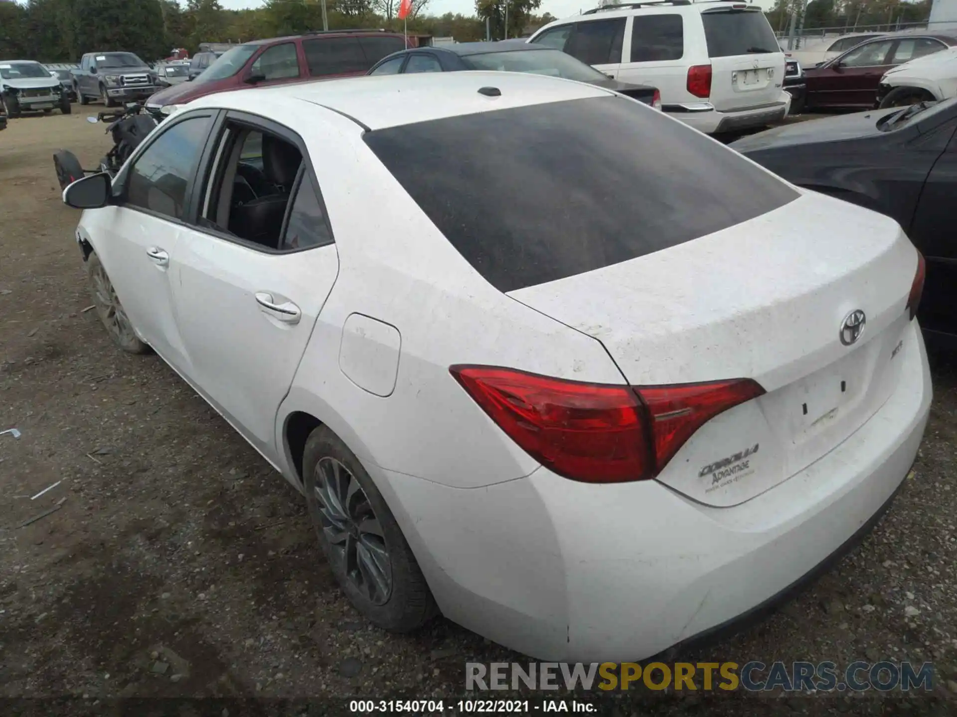 3 Photograph of a damaged car 2T1BURHE0KC150765 TOYOTA COROLLA 2019