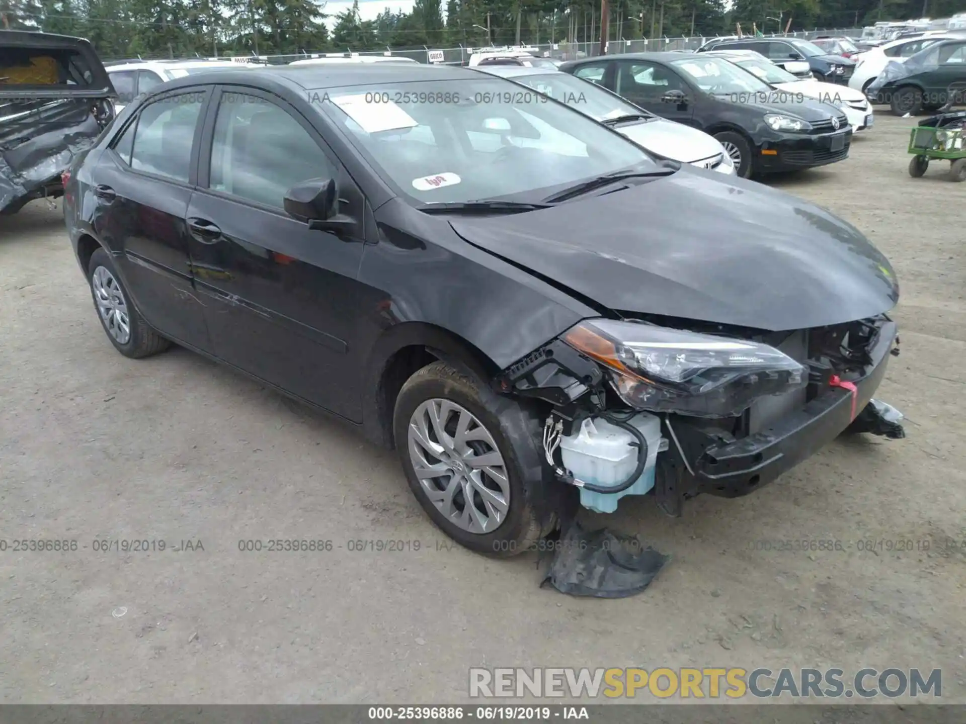 1 Photograph of a damaged car 2T1BURHE0KC151821 TOYOTA COROLLA 2019