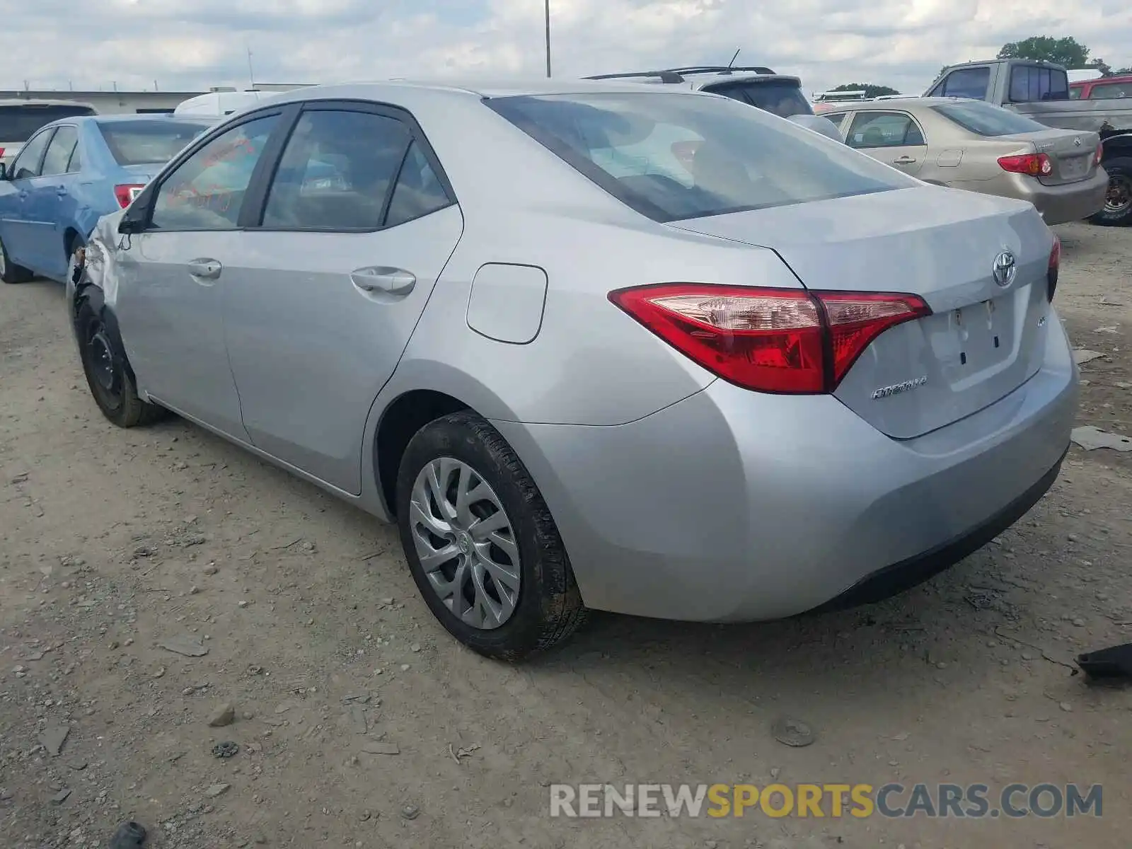 3 Photograph of a damaged car 2T1BURHE0KC152256 TOYOTA COROLLA 2019