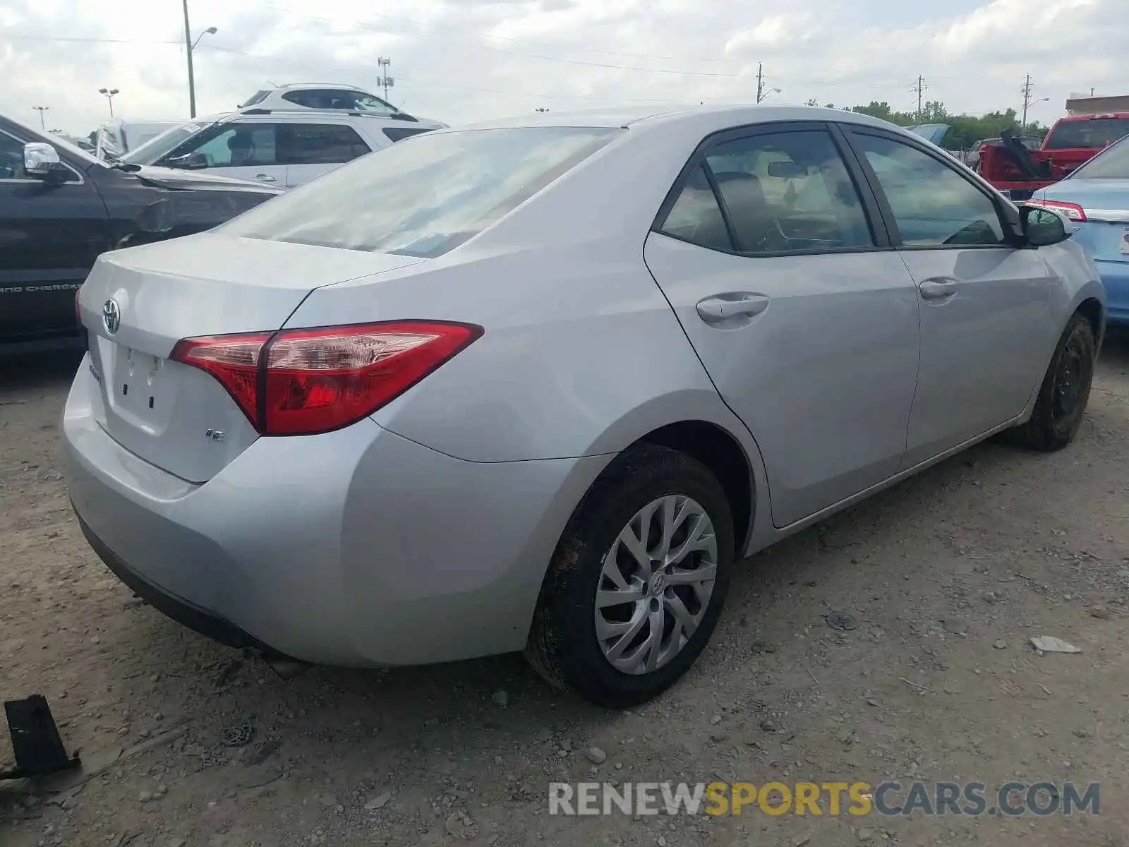 4 Photograph of a damaged car 2T1BURHE0KC152256 TOYOTA COROLLA 2019