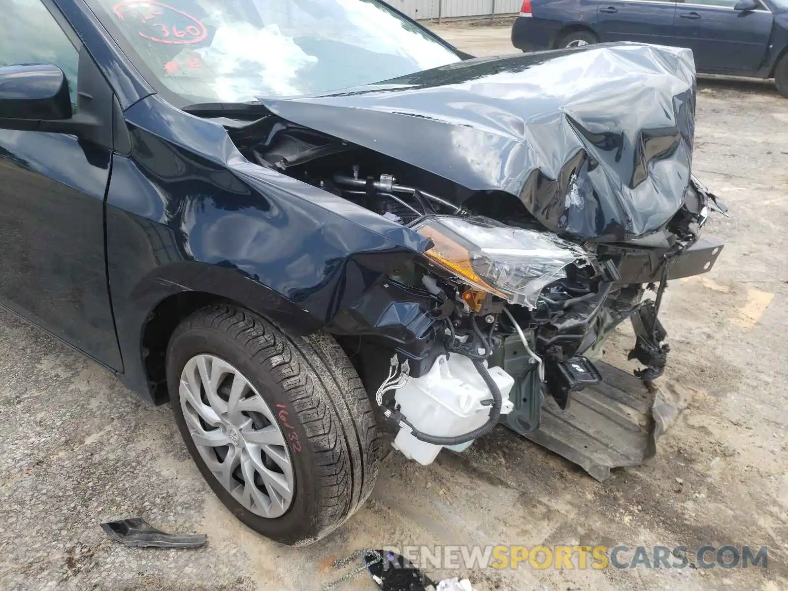 9 Photograph of a damaged car 2T1BURHE0KC152564 TOYOTA COROLLA 2019