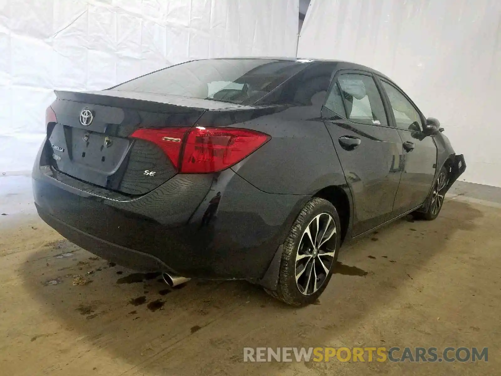 4 Photograph of a damaged car 2T1BURHE0KC152936 TOYOTA COROLLA 2019