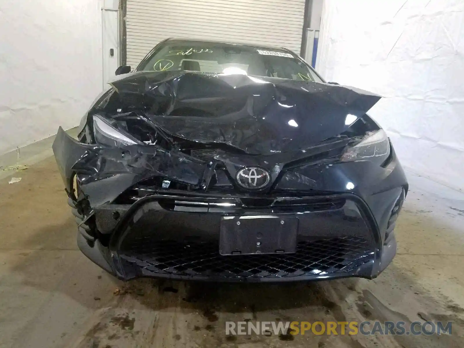 9 Photograph of a damaged car 2T1BURHE0KC152936 TOYOTA COROLLA 2019