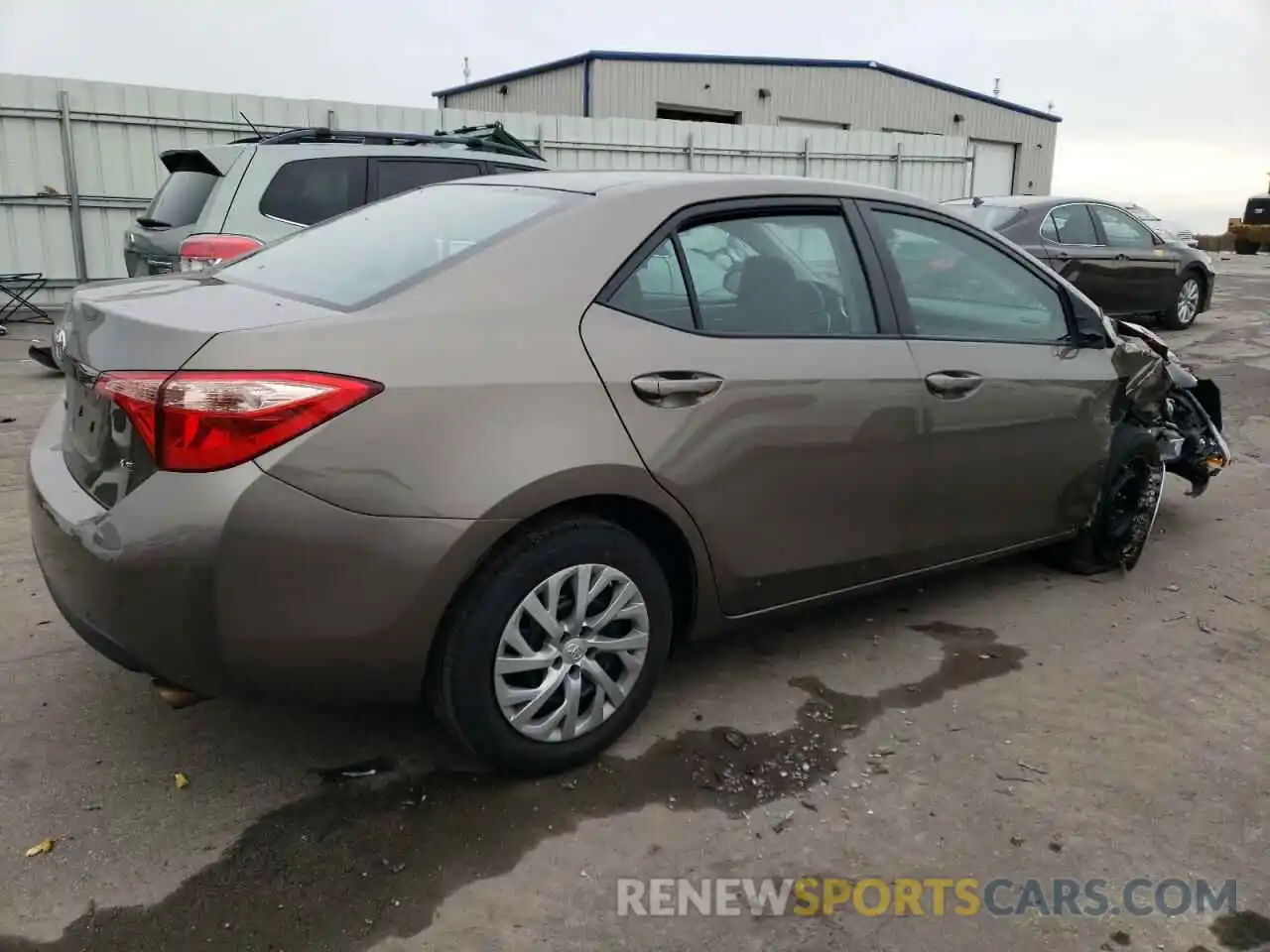 3 Photograph of a damaged car 2T1BURHE0KC153293 TOYOTA COROLLA 2019