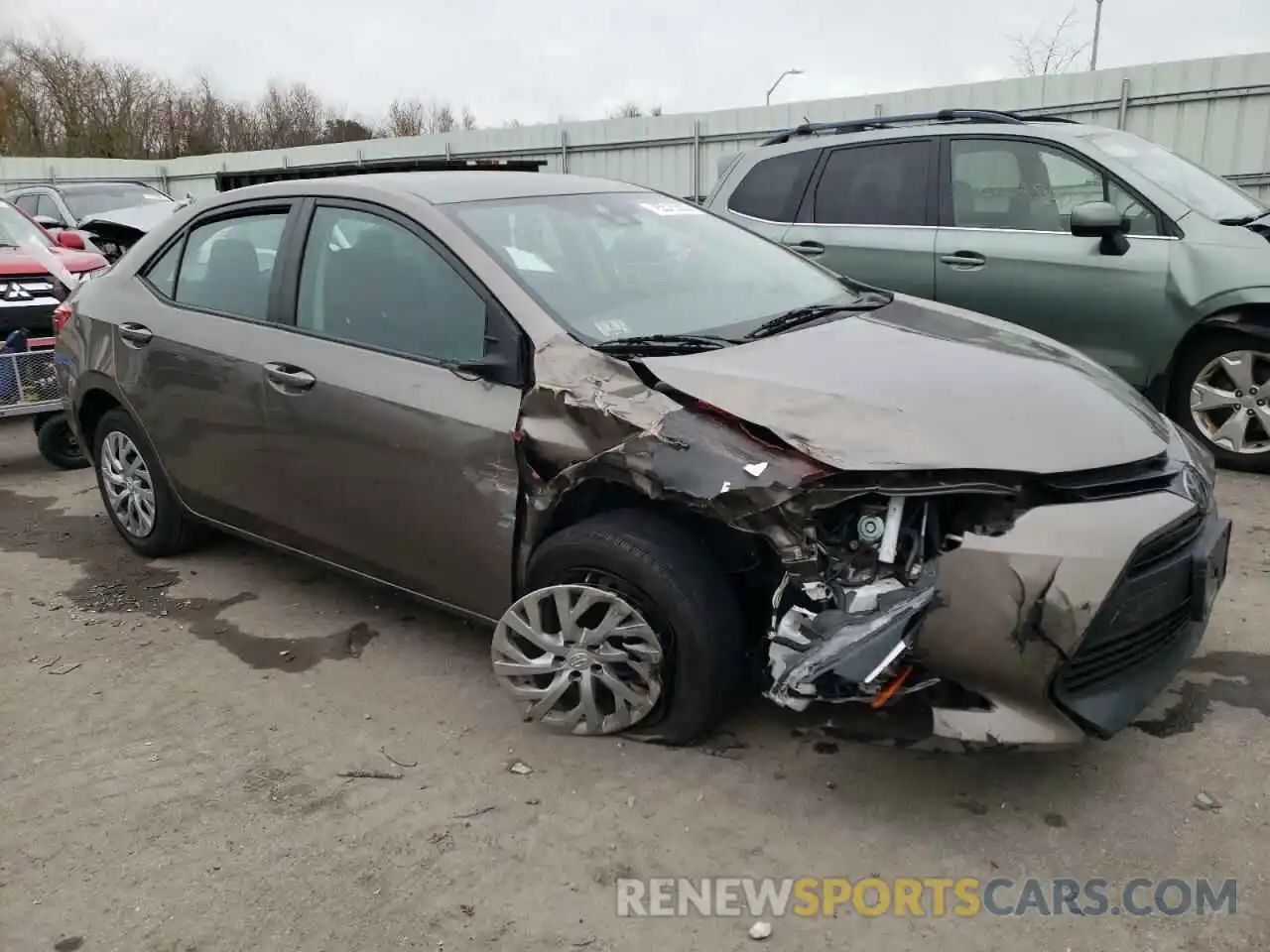 4 Photograph of a damaged car 2T1BURHE0KC153293 TOYOTA COROLLA 2019